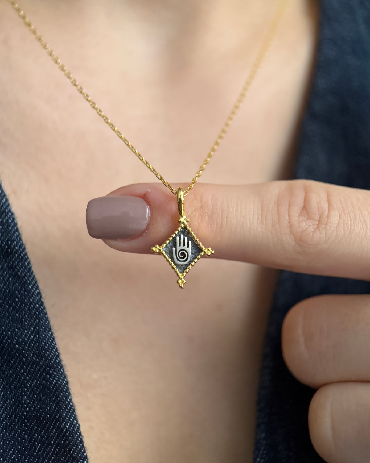 925 | Mix Spiral Hamsa Kolye