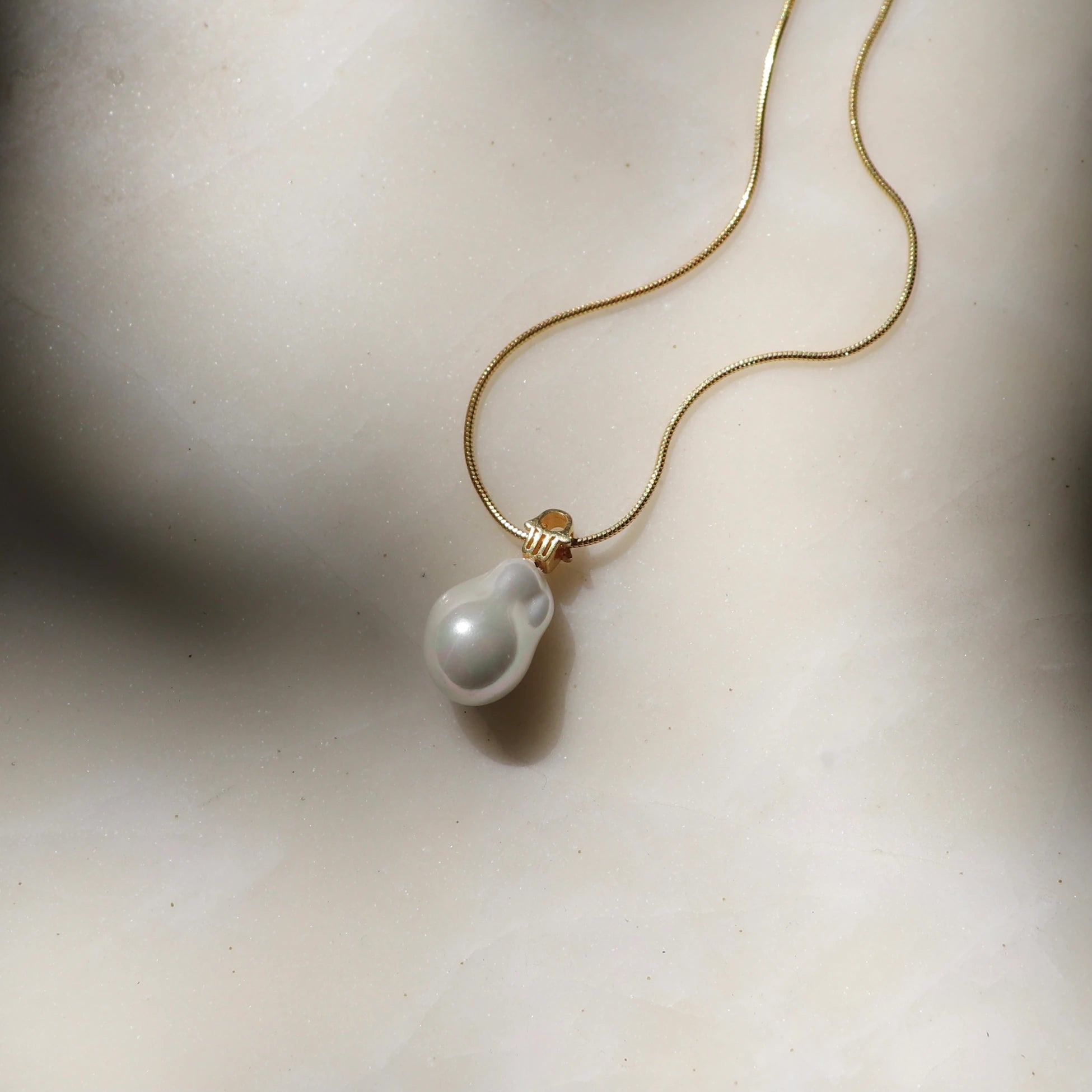 925 Ayar Gümüş Hamsa İnci Kolye