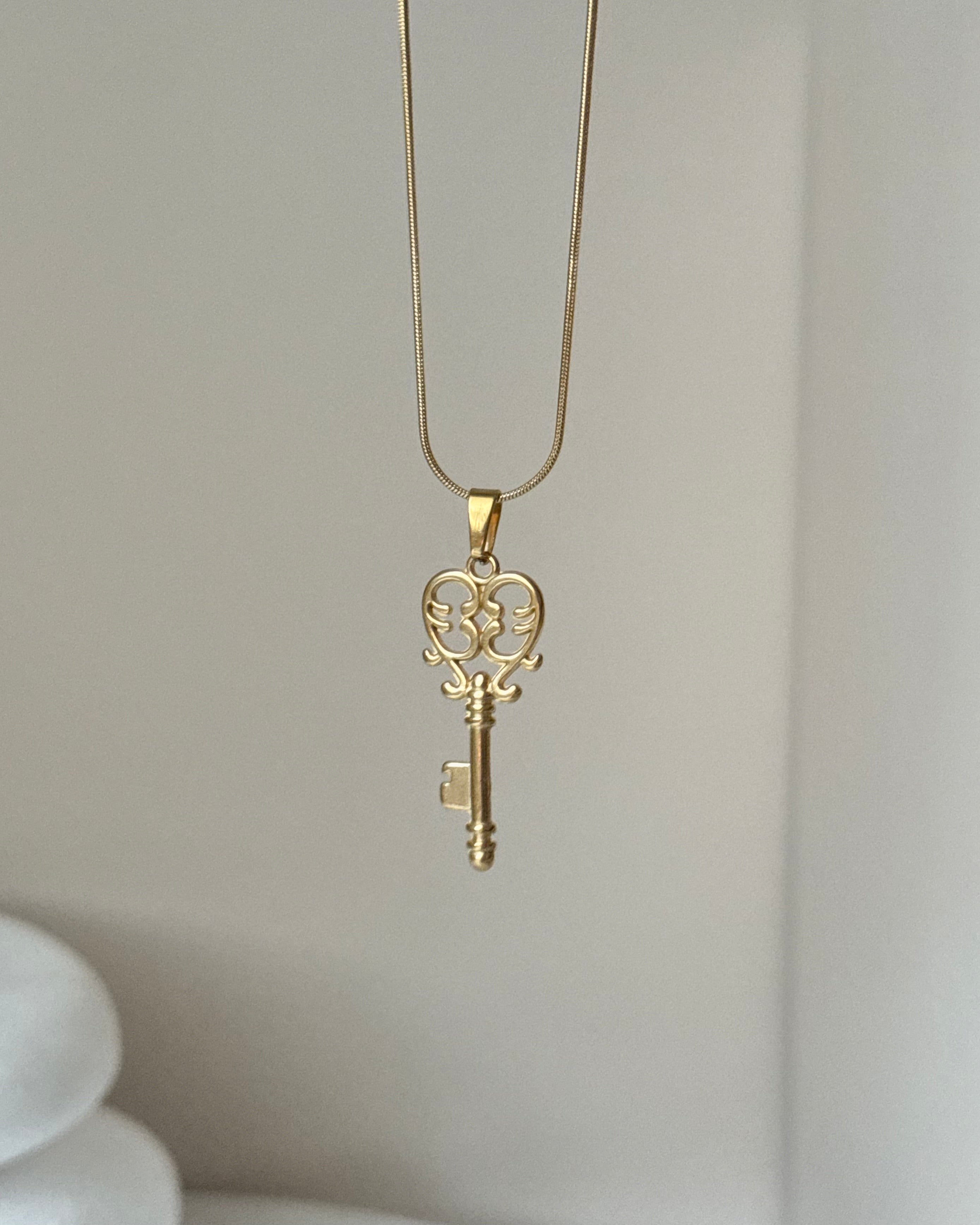 Çelik | Aşk Anahtarı Kolye