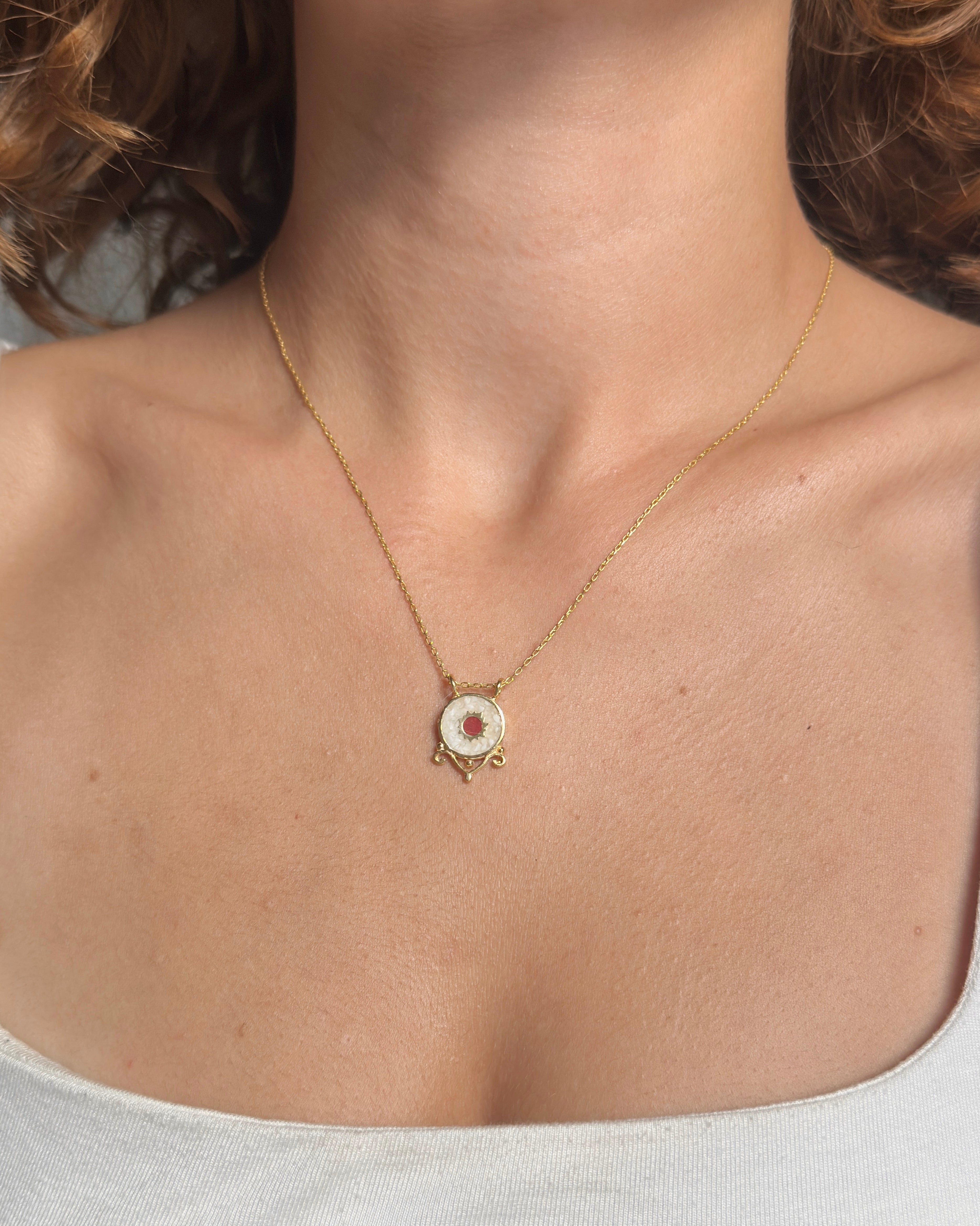 925 | Kesme Taş Güneş Kolye