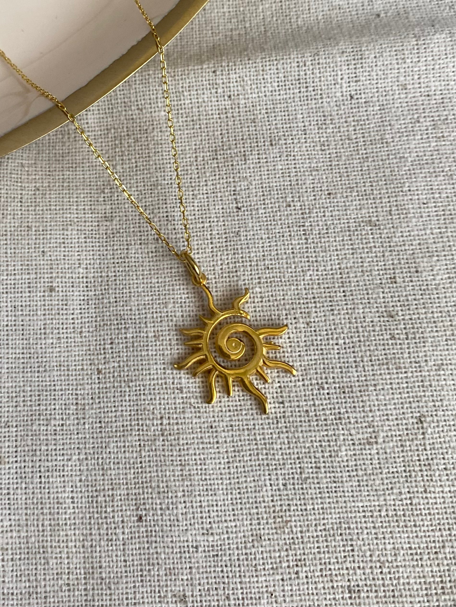 925 Ayar Gümüş | Güneş Kolye