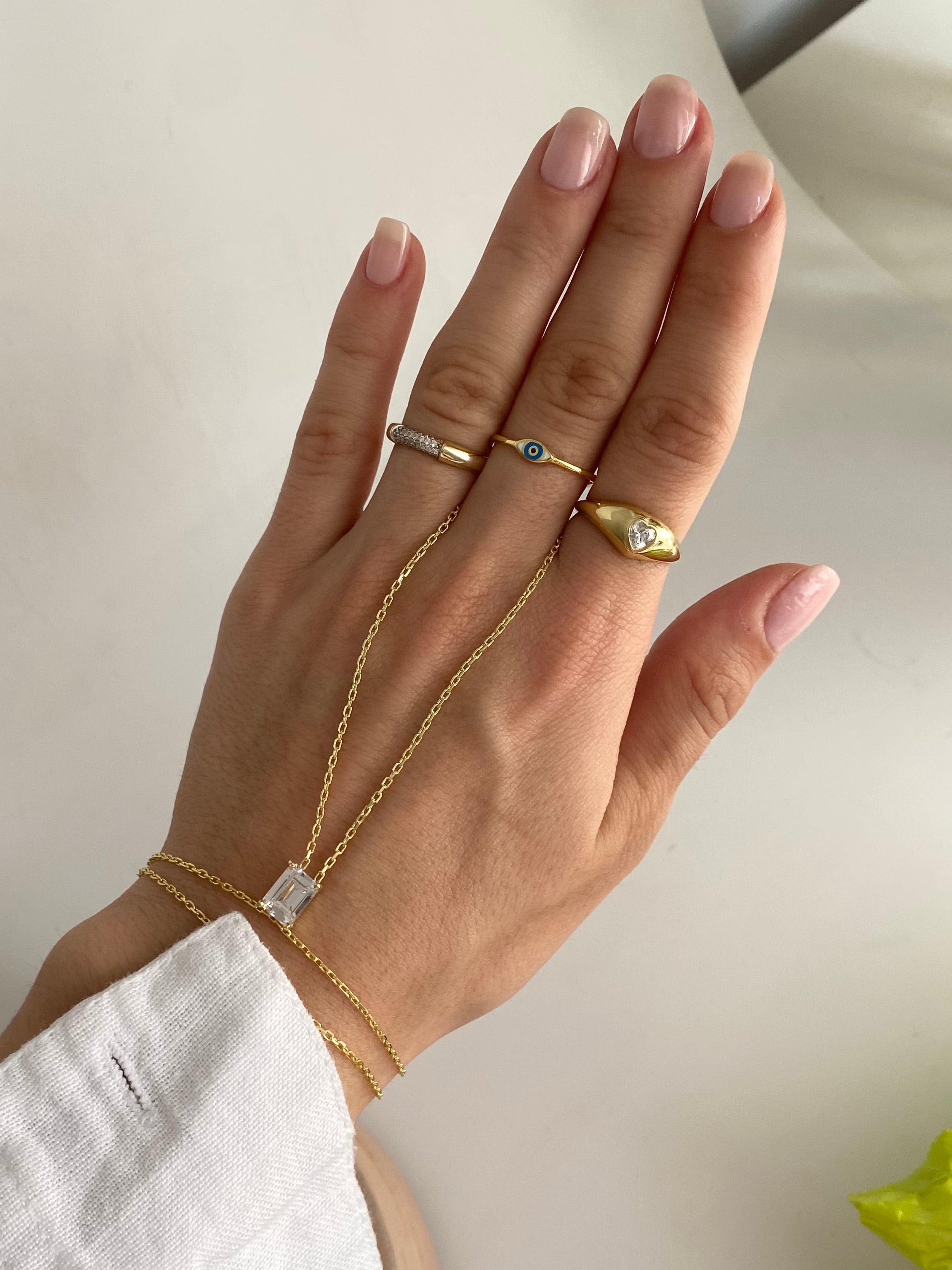 925 Gümüş İnce Mineli Göz Yüzük