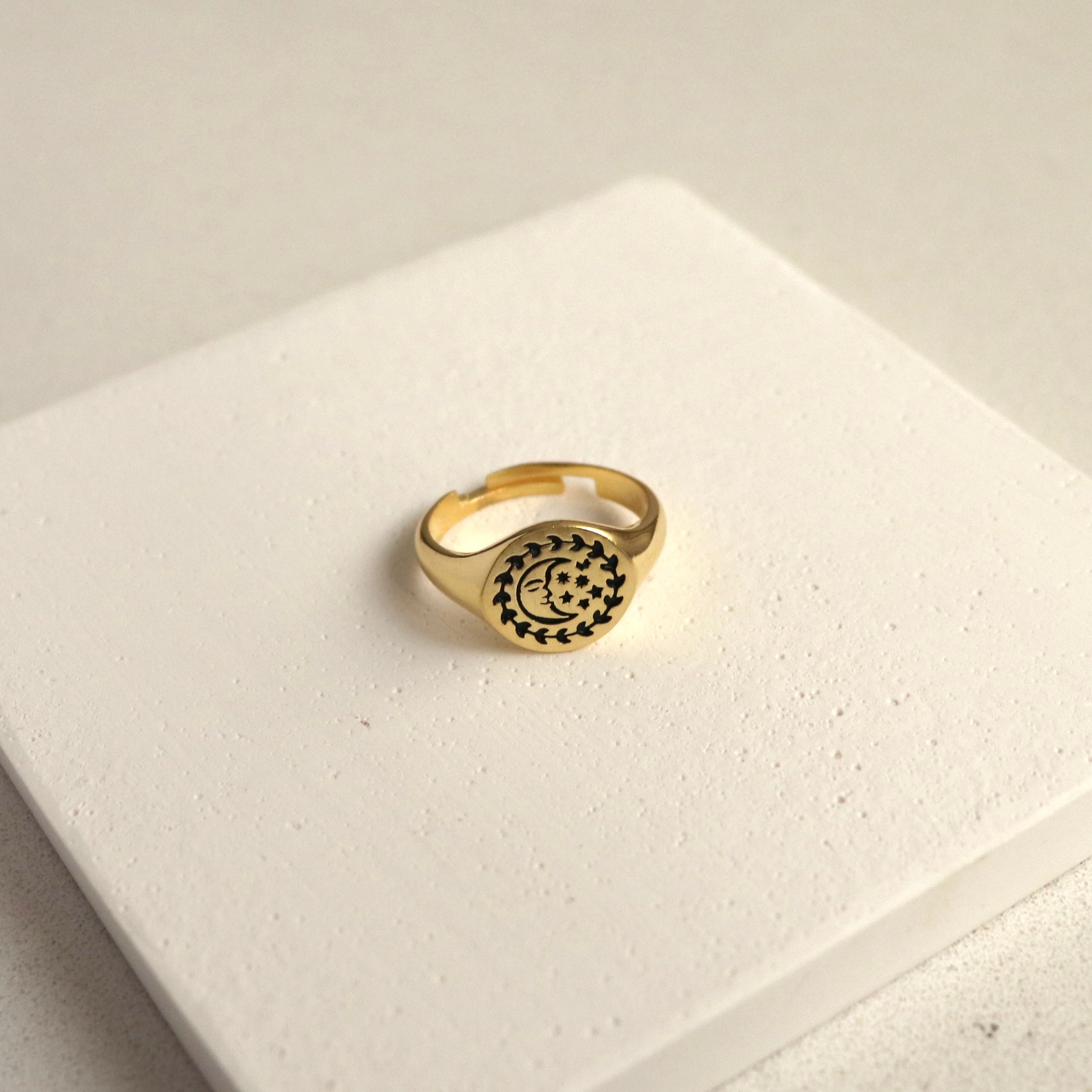 925 Ayar Gümüş | Motifli Ay Şovalye Yüzük