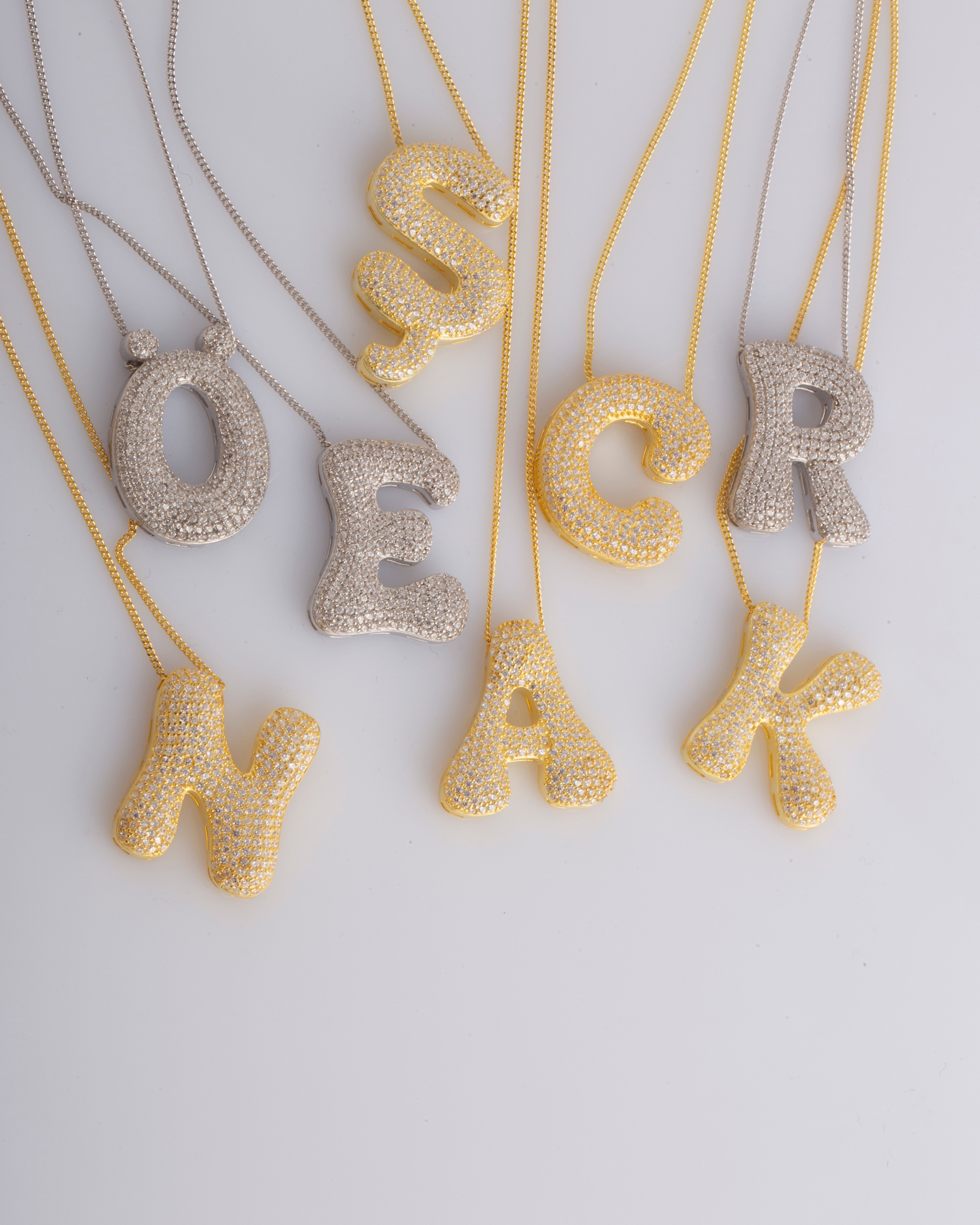 925 Ayar Gümüş Taşlı Büyük Asimetrik Harf Kolye