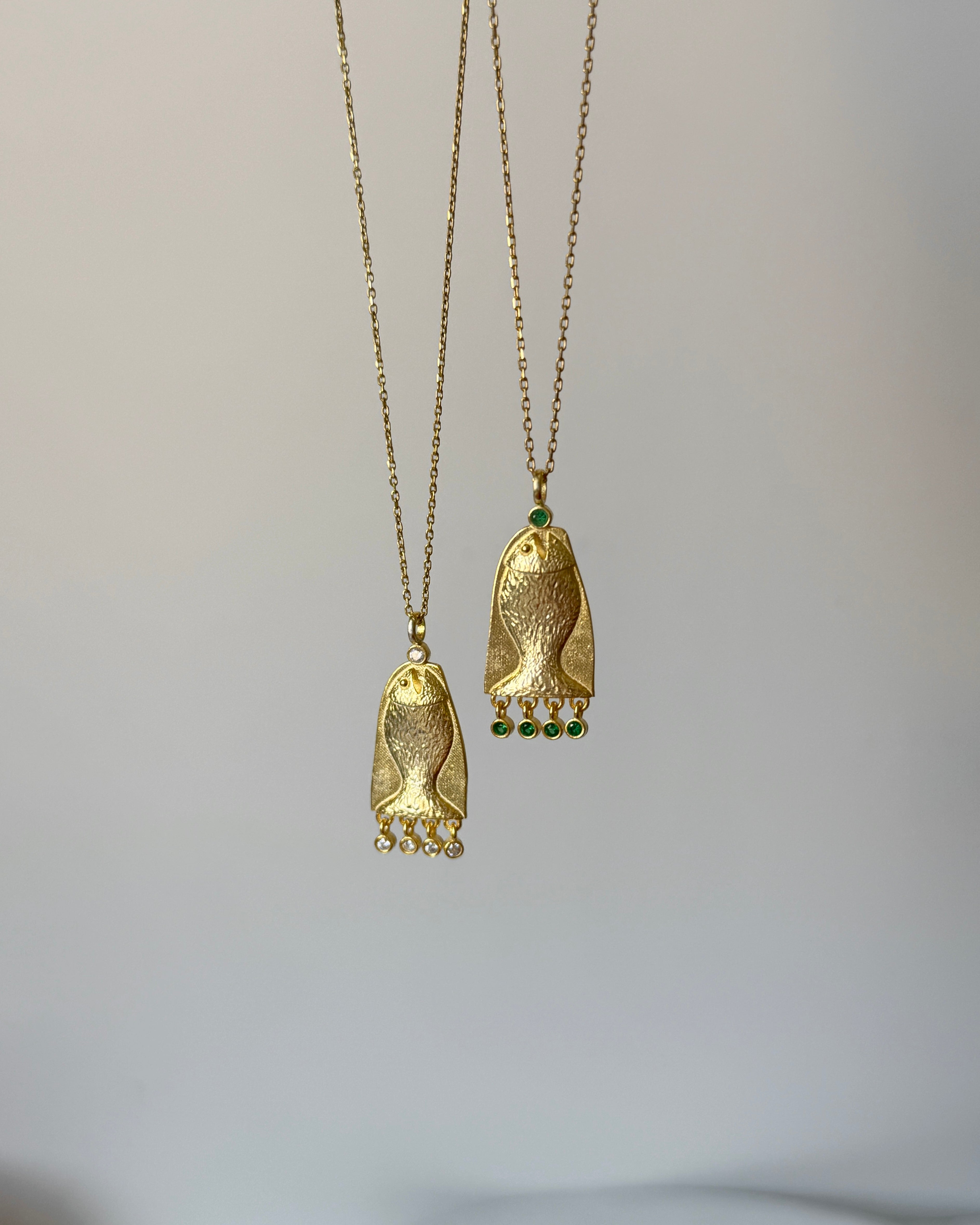 925 | Çok Taşlı Balık Kolye