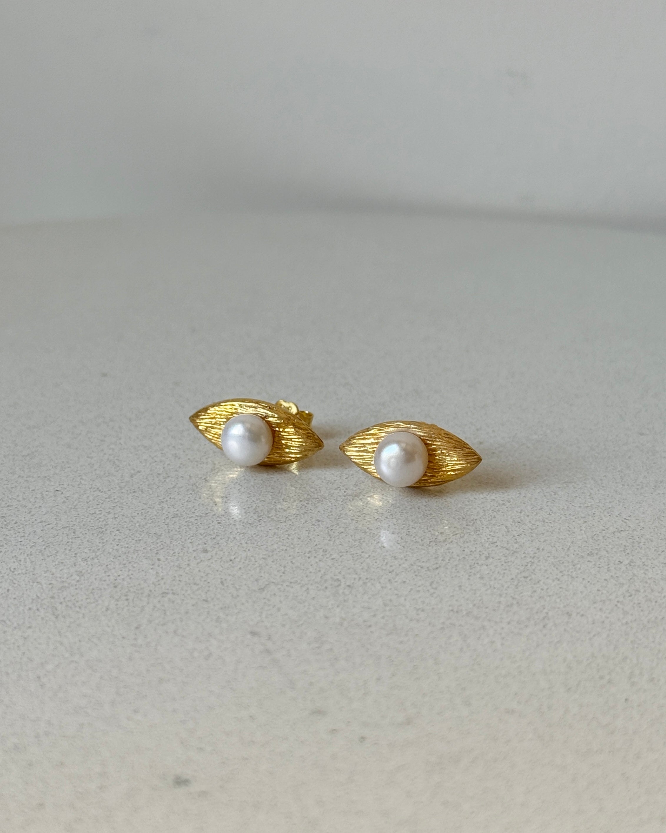 925 | İncili Göz Küpe