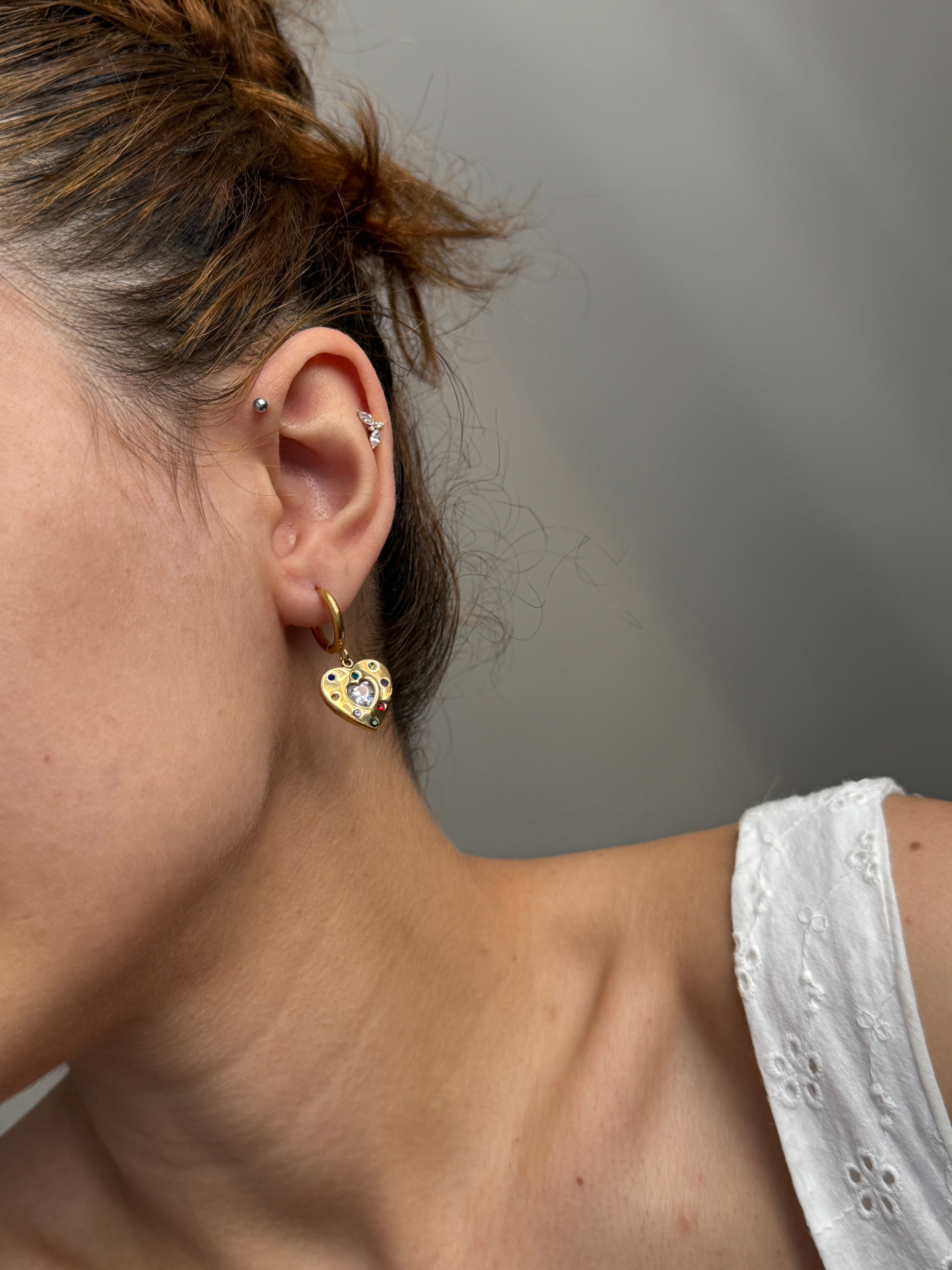 Çelik Renkli Taş Kalp Küpe