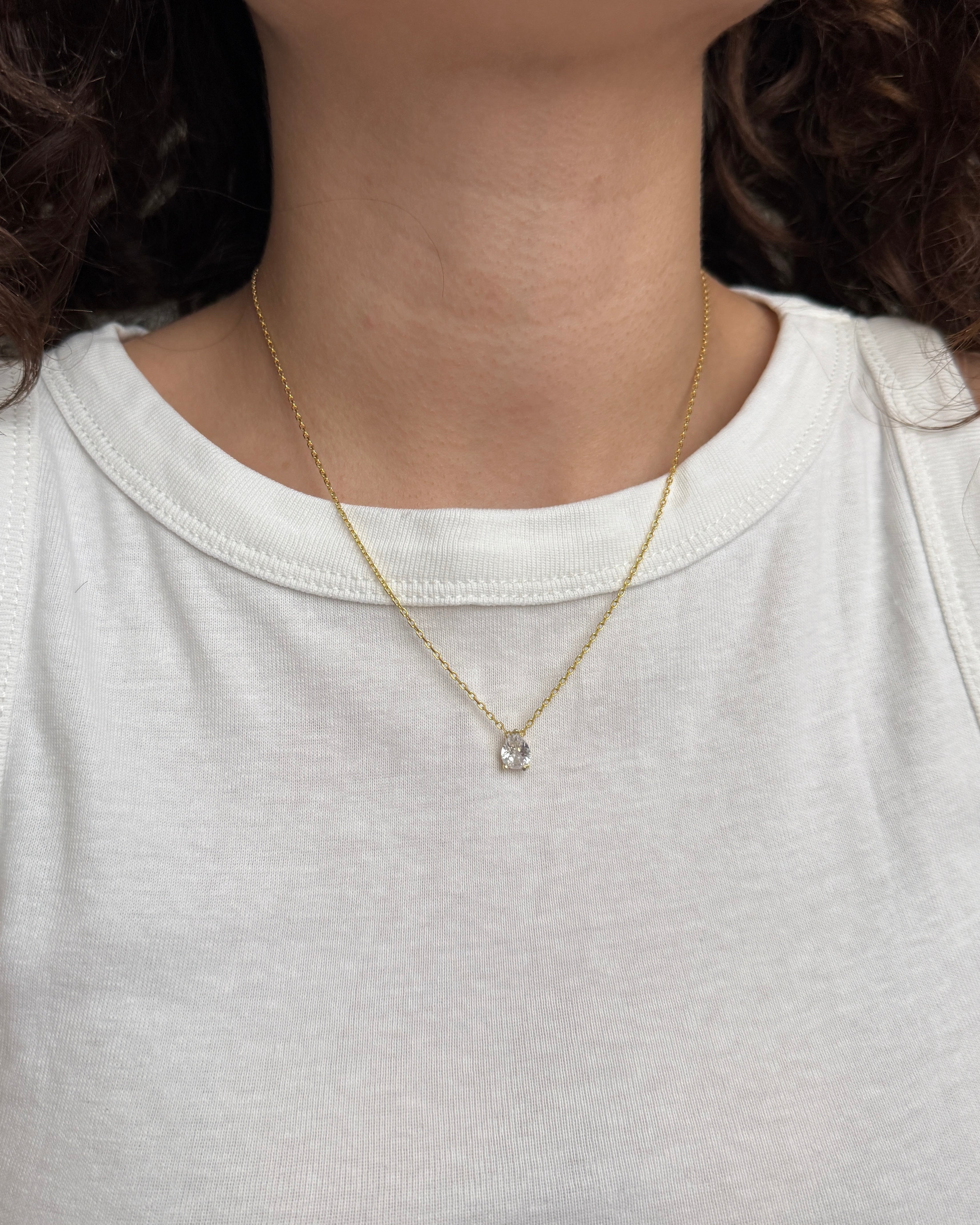 925 | Damla Taş Kolye