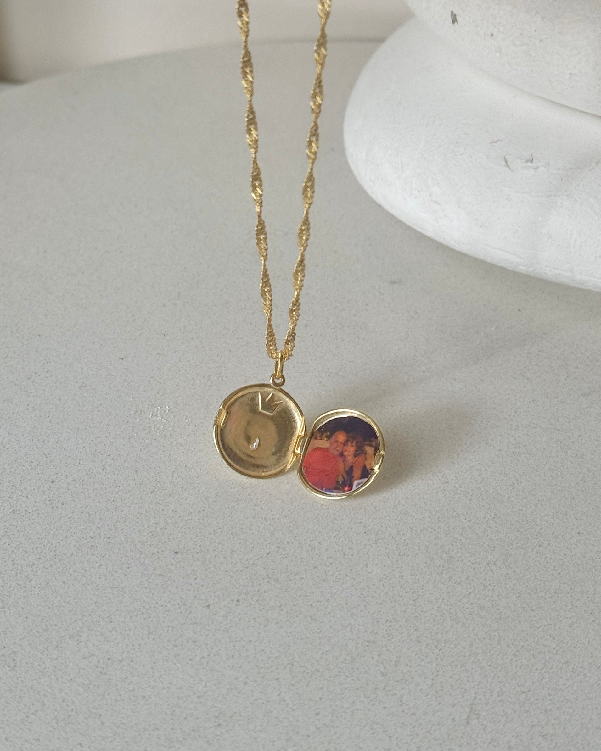 925| Şans Arılı Kapaklı Resim Kolye