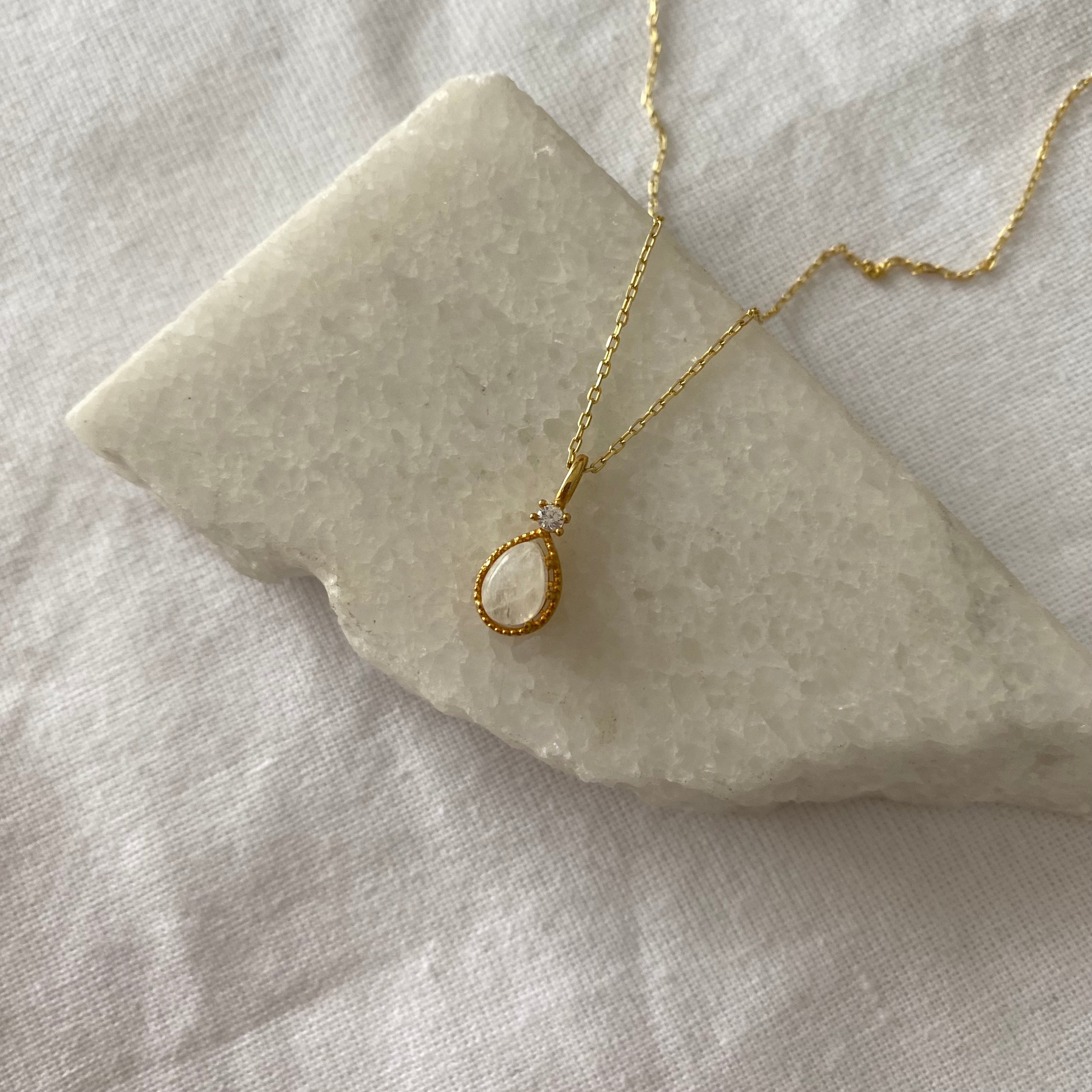 925 Ayar Gümüş | Mini Ay Taşı Kolye