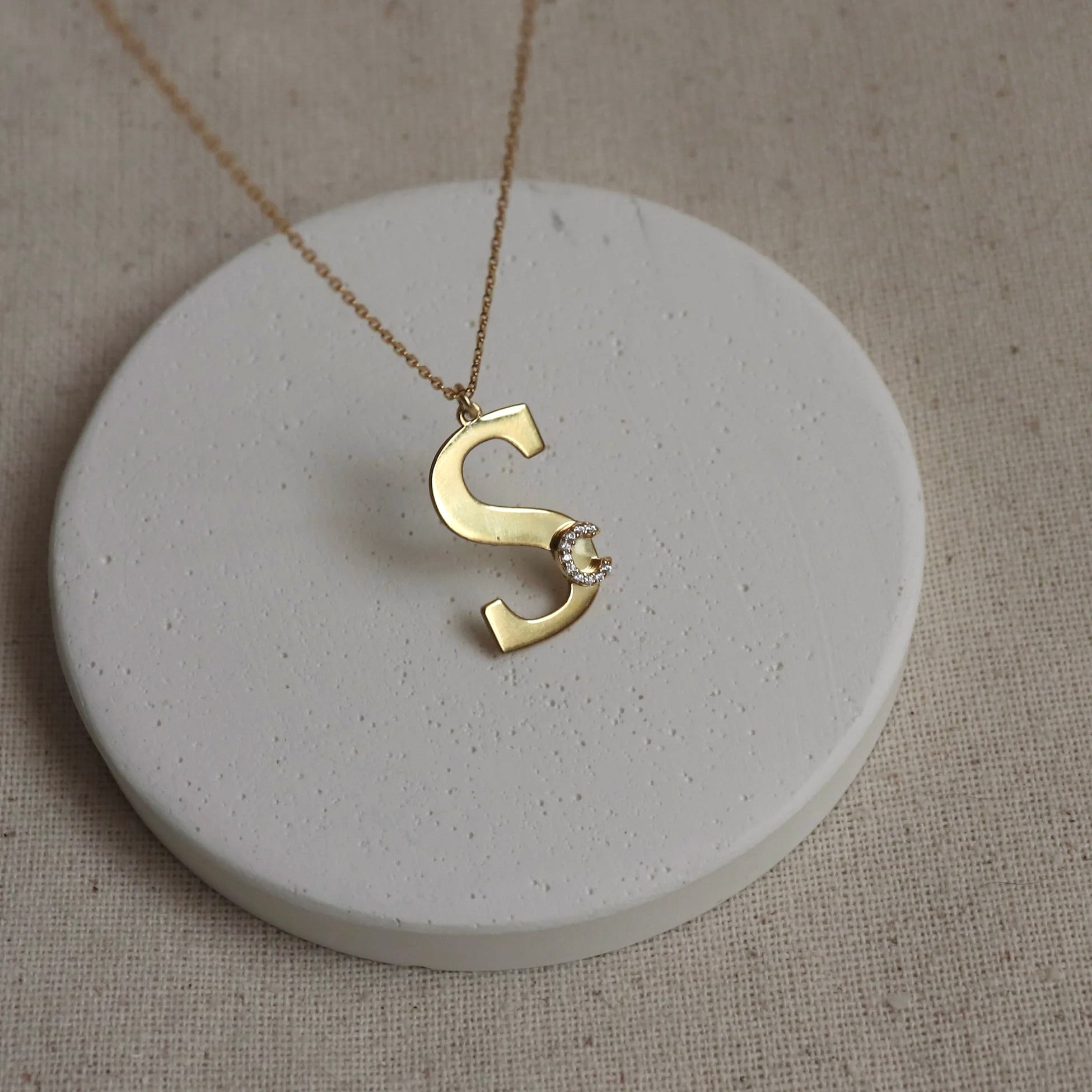 925 Ayar Gümüş | İkili Taşlı & Düz Harf Kolye