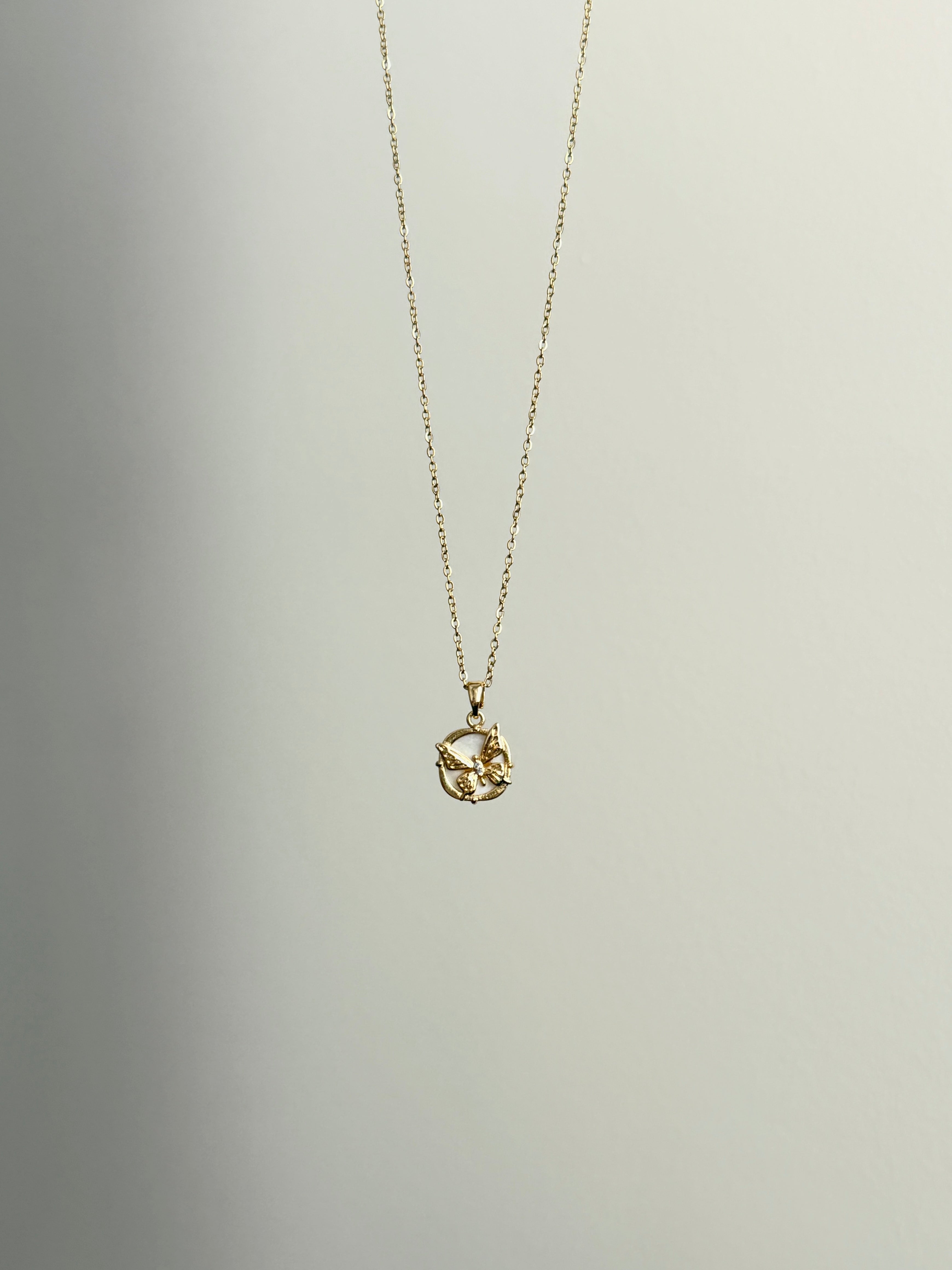 Çelik Mini Kelebek Kolye