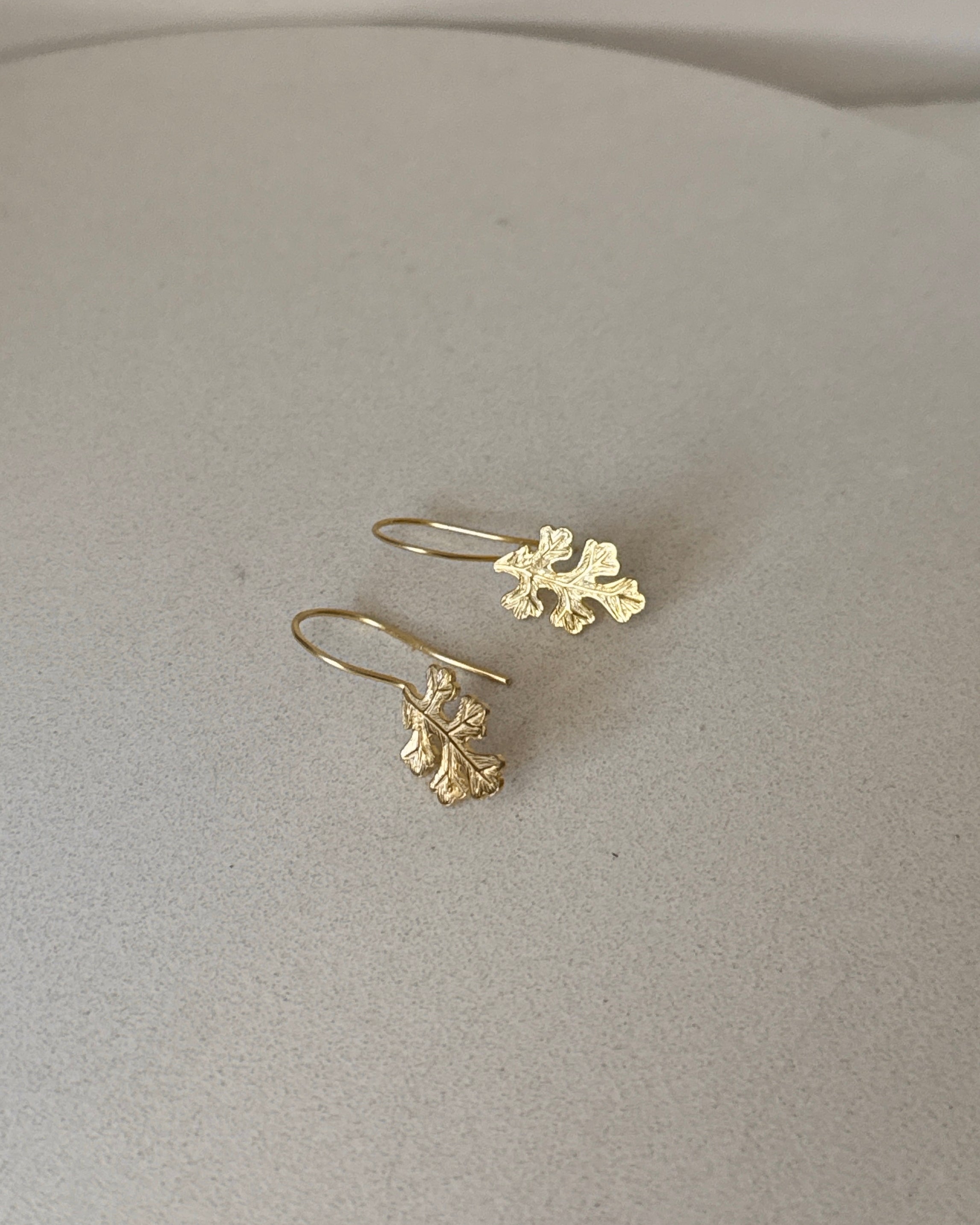 925 | Defne Yaprak Küpe