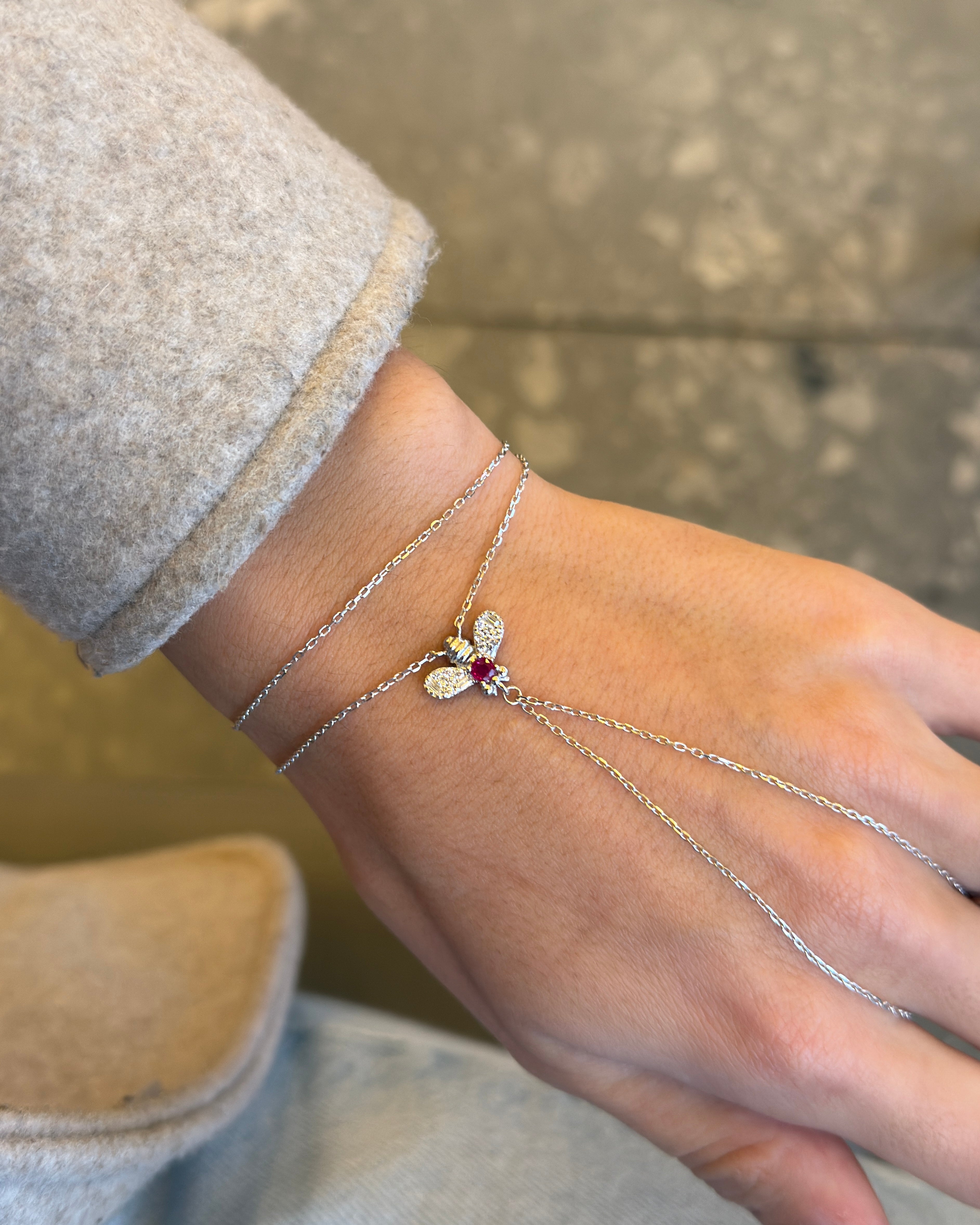 925 | Fuşya Arı Şahmeran