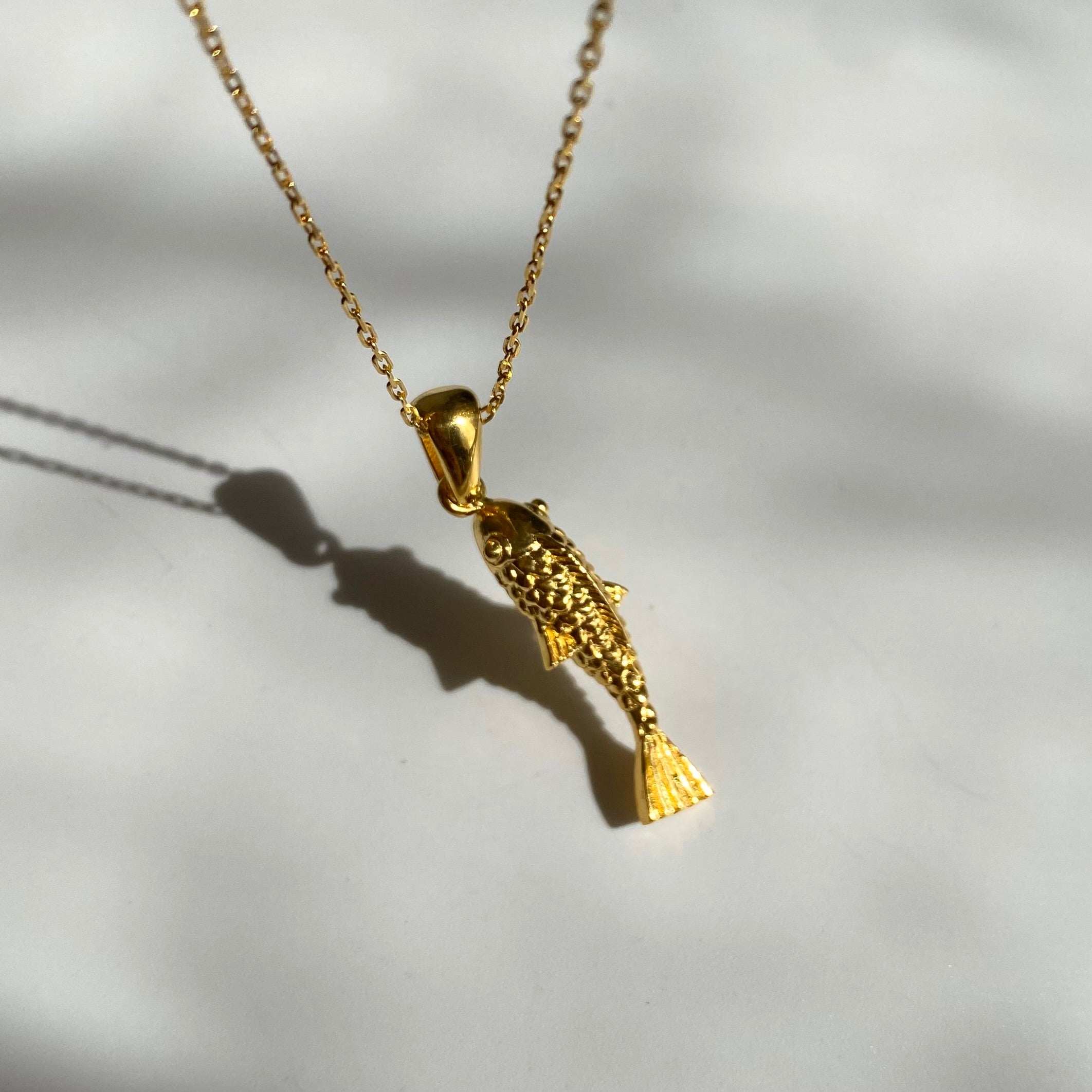 925 Gümüş Desenli Balık Kolye