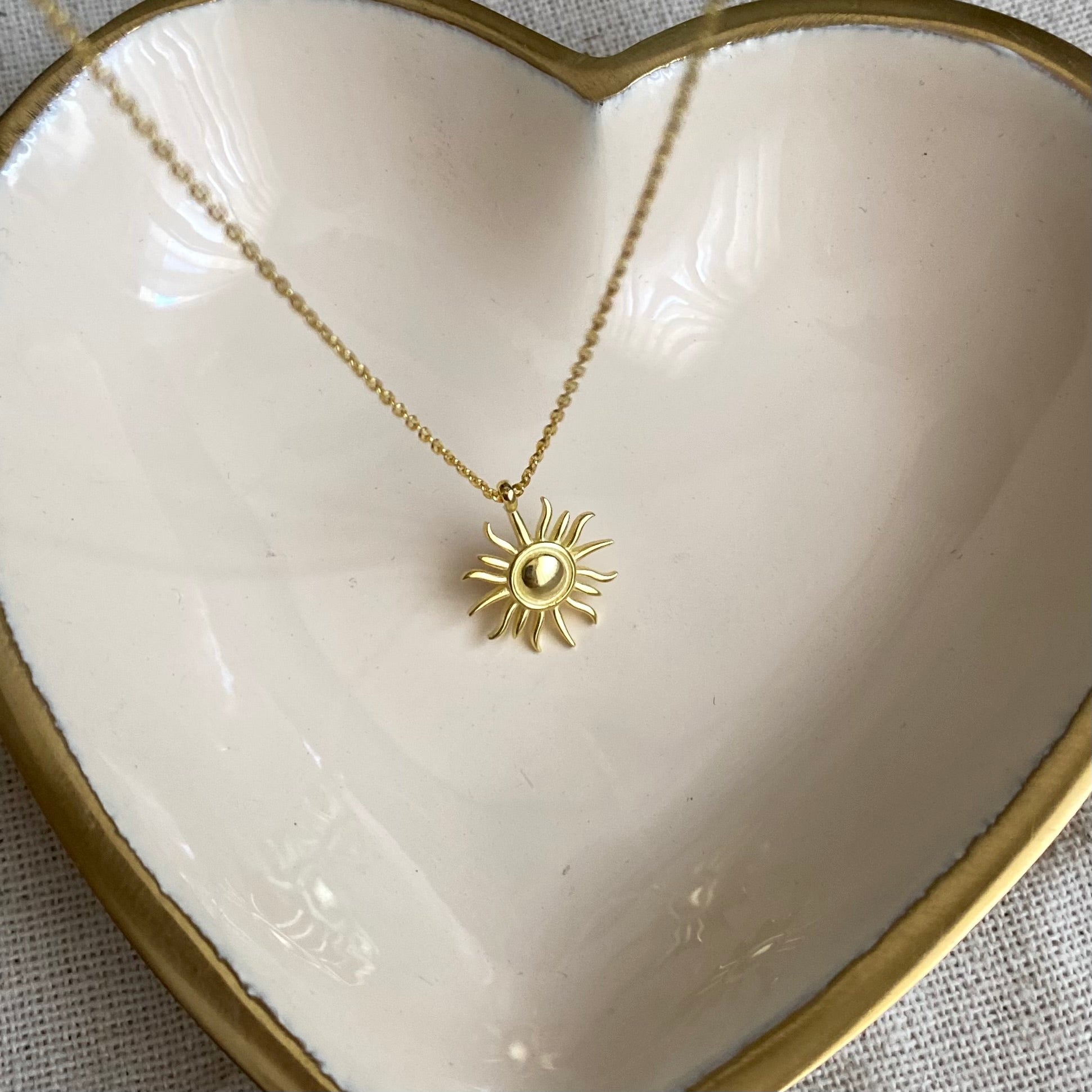 925 Gümüş Güneş Kolye