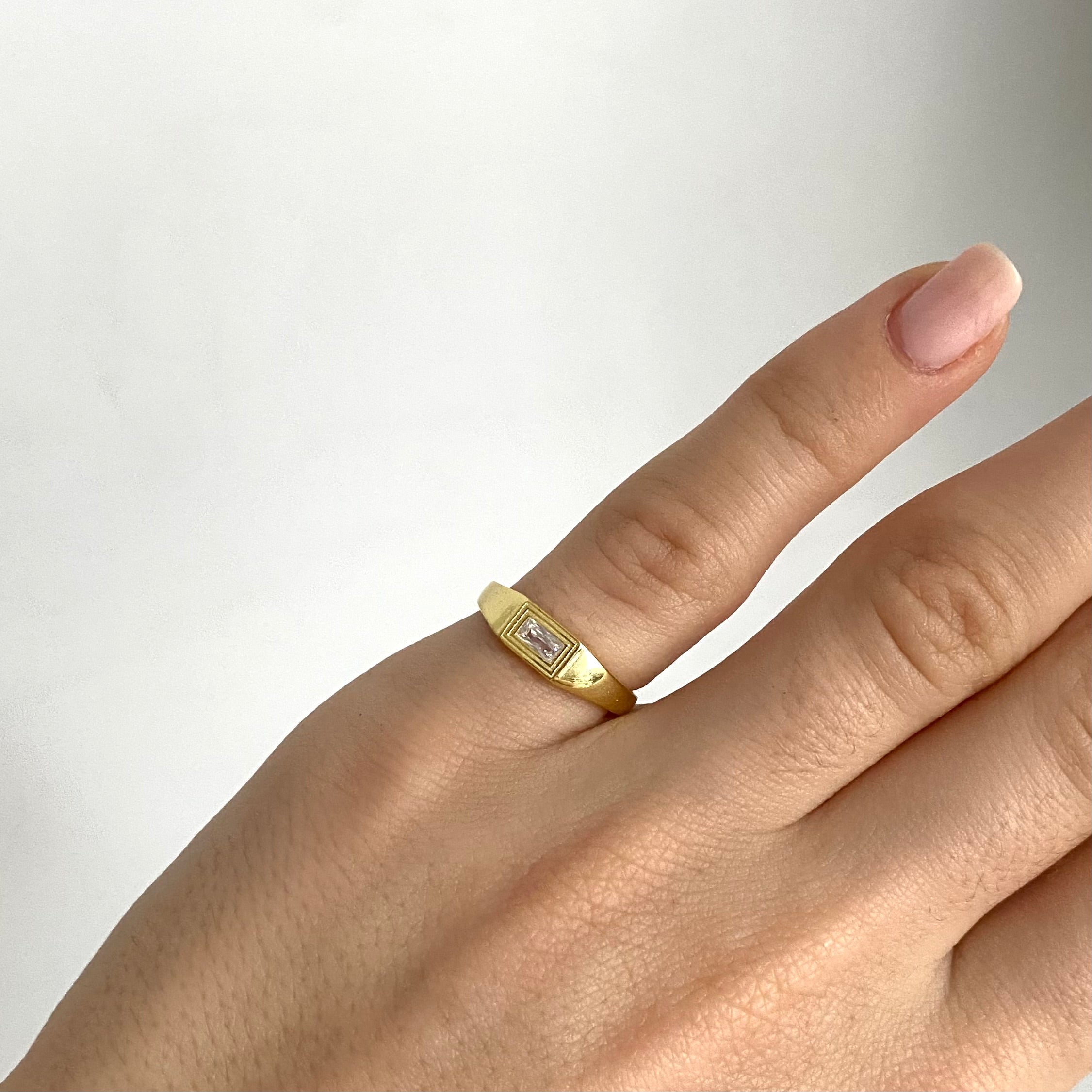 925 Gümüş Dörtgen Serçe Parmak yüzüğü