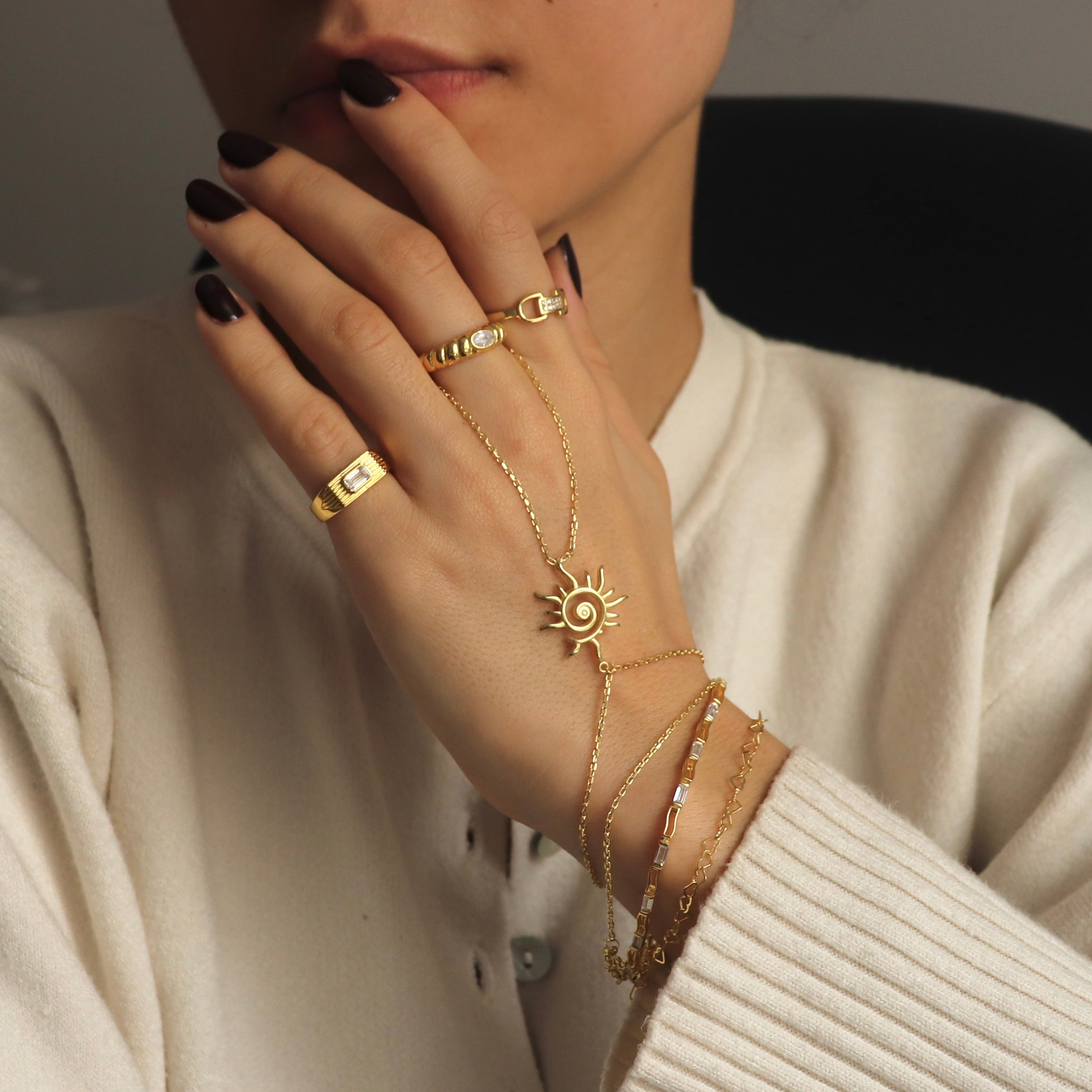 925 Gümüş Güneş Şahmeran