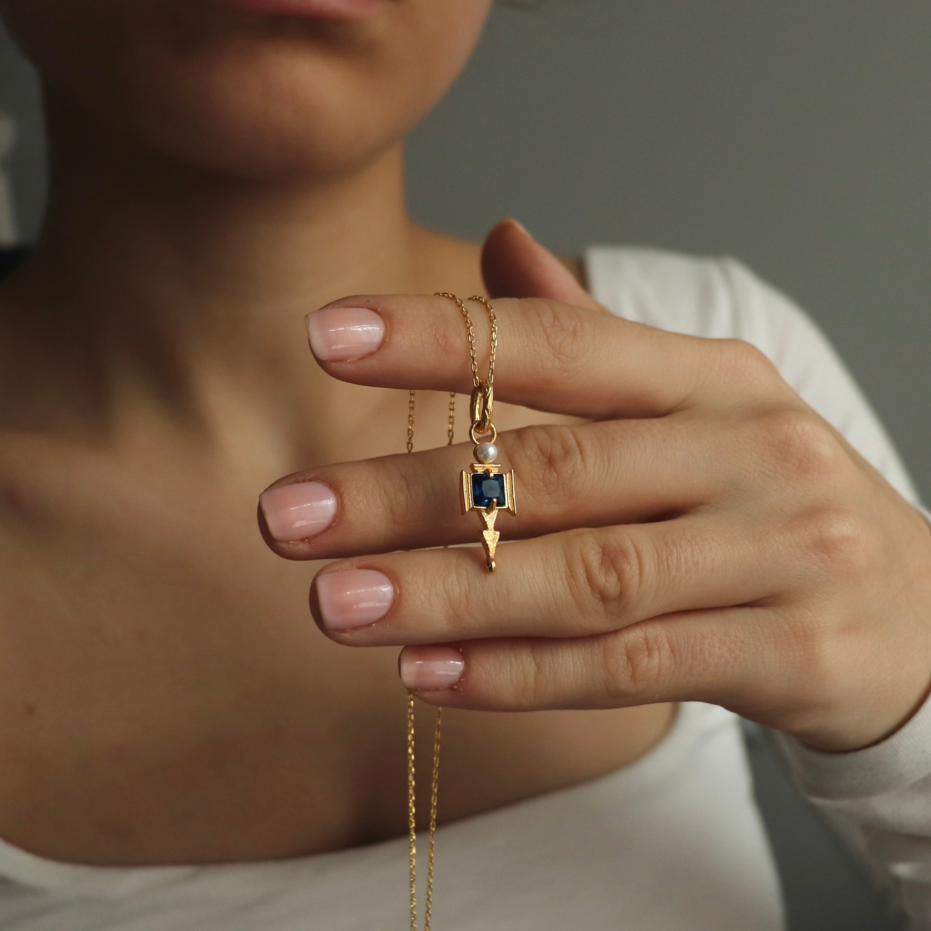 925 Gümüş Lacivert Taşlı İncili Etnik Kolye