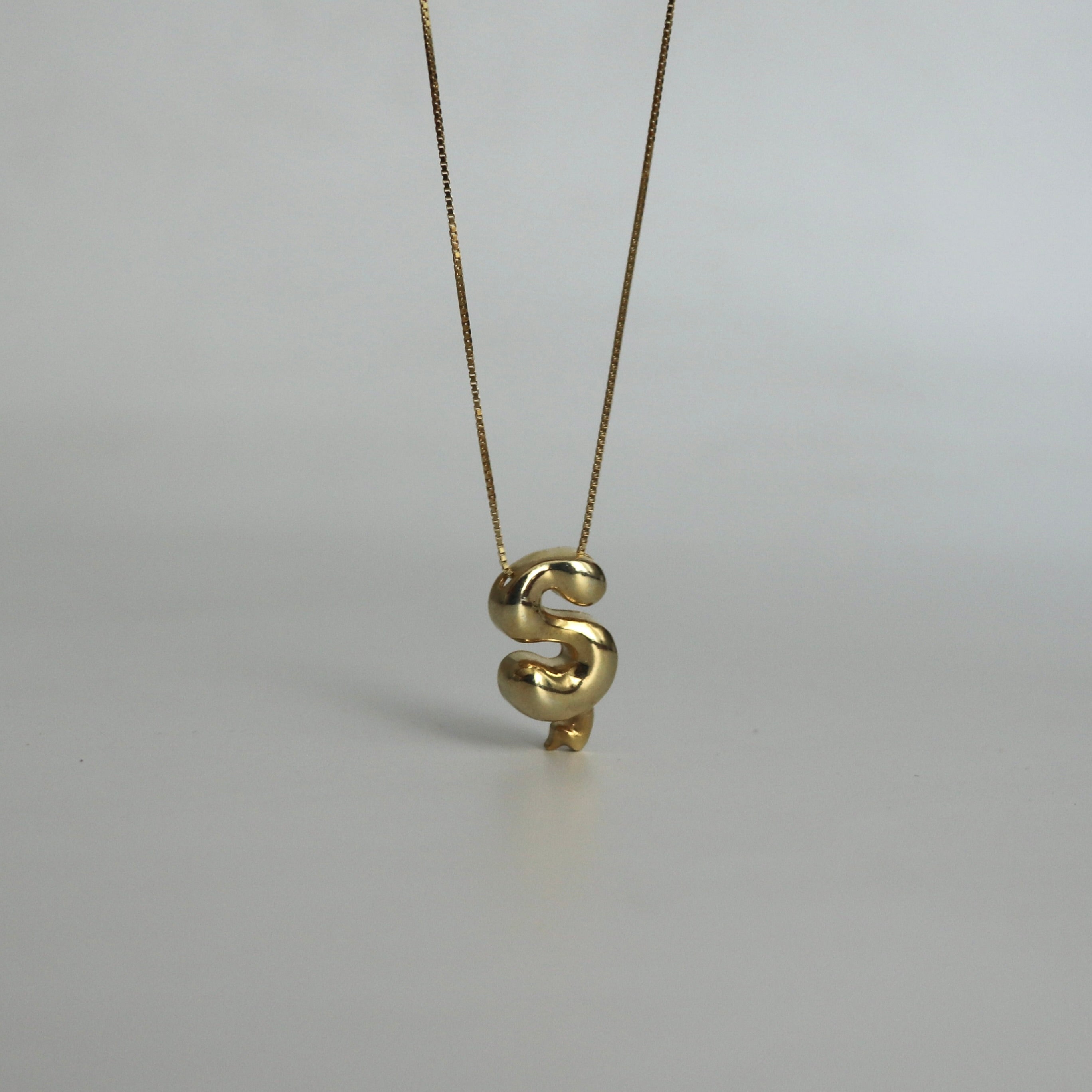 925 Ayar Gümüş Asimetrik Harf Kolye