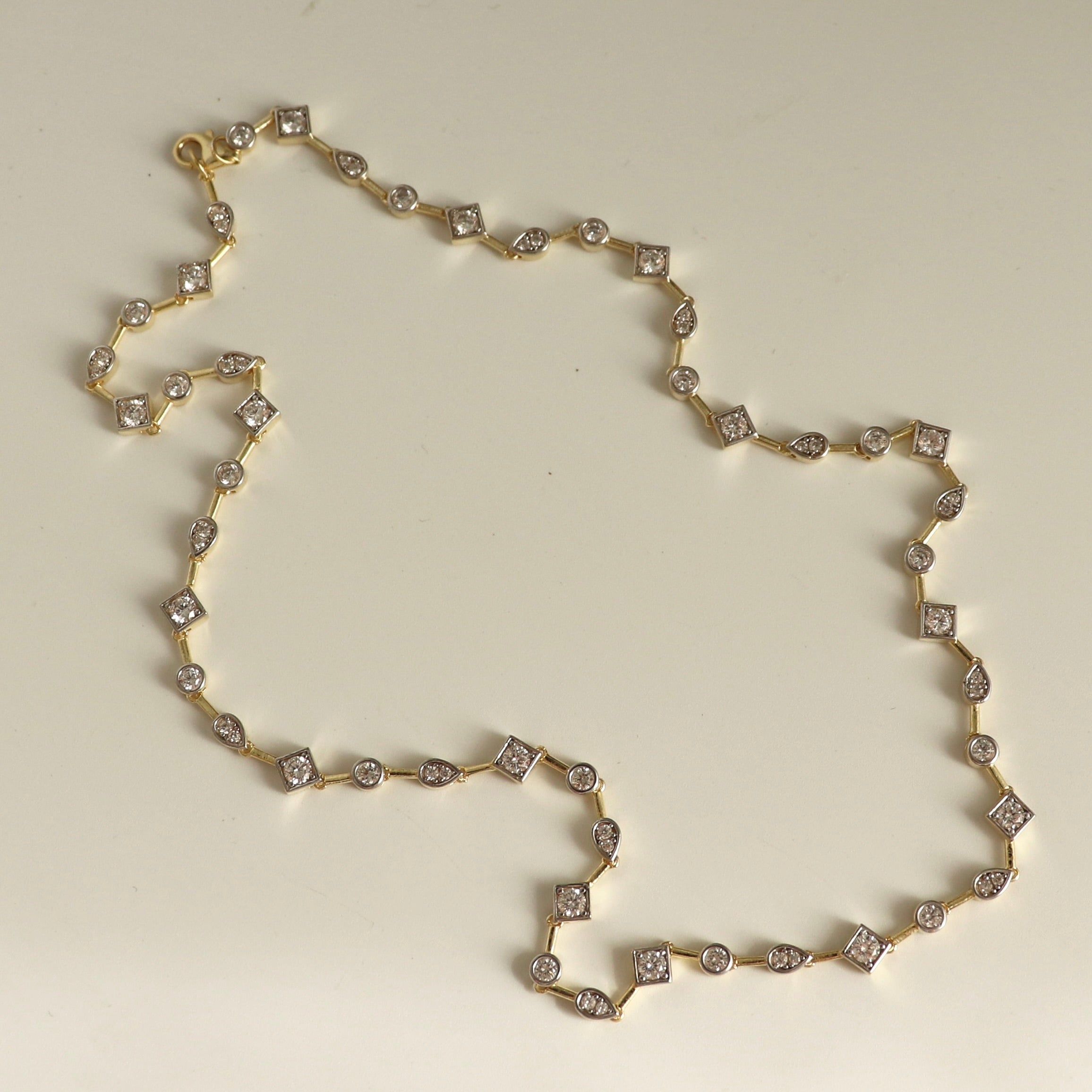 925 Gümüş Luxury Mix Renk Geometrik Kolye