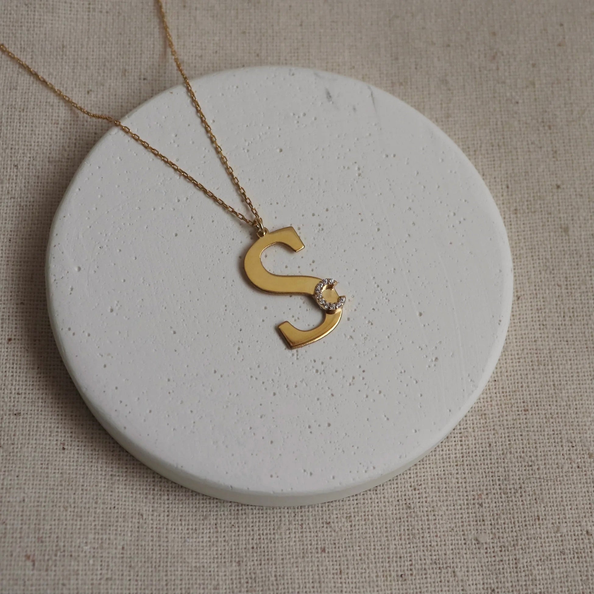 925 Ayar Gümüş | İkili Taşlı & Düz Harf Kolye