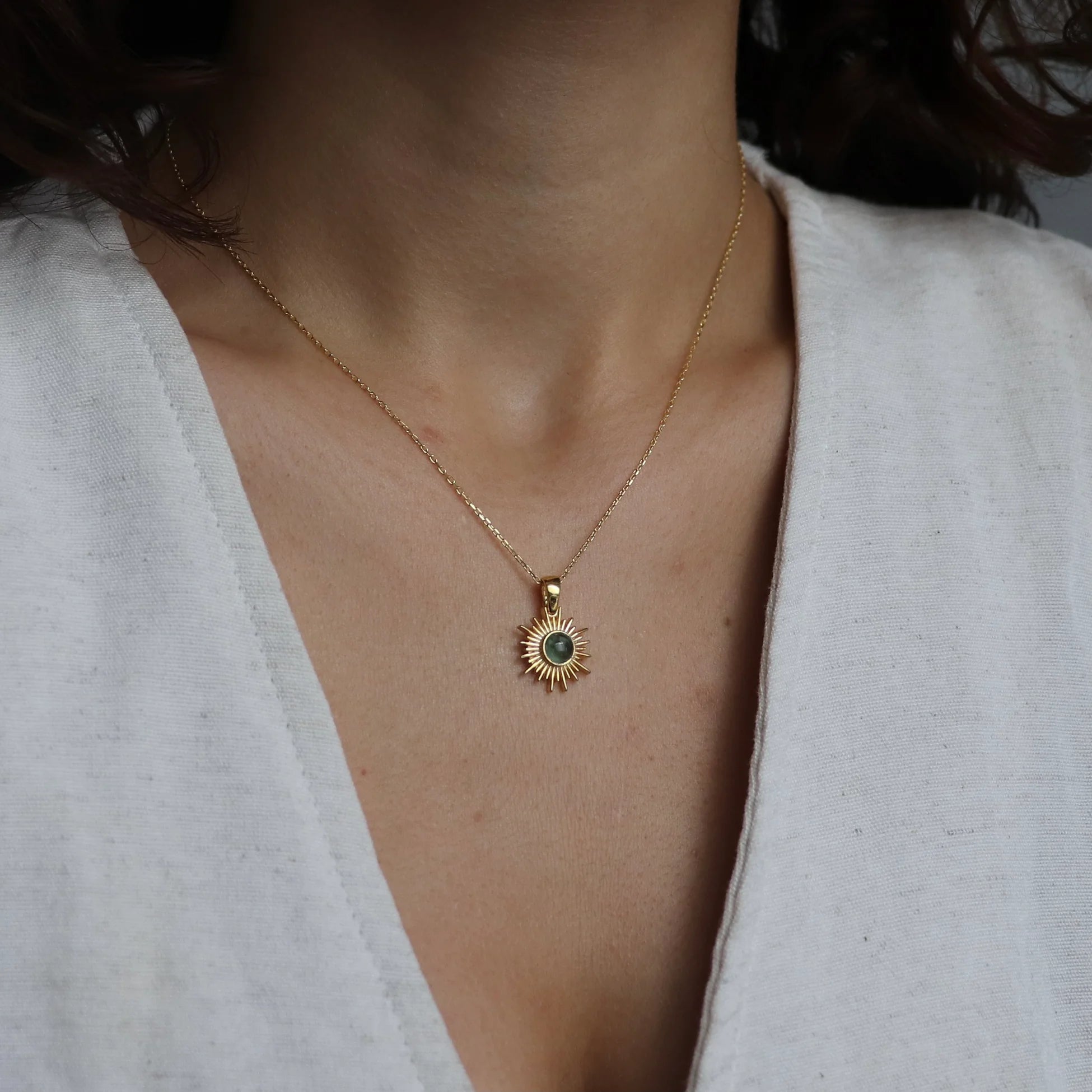 925 Ayar Gümüş Doğal Taş Güneş Kolye