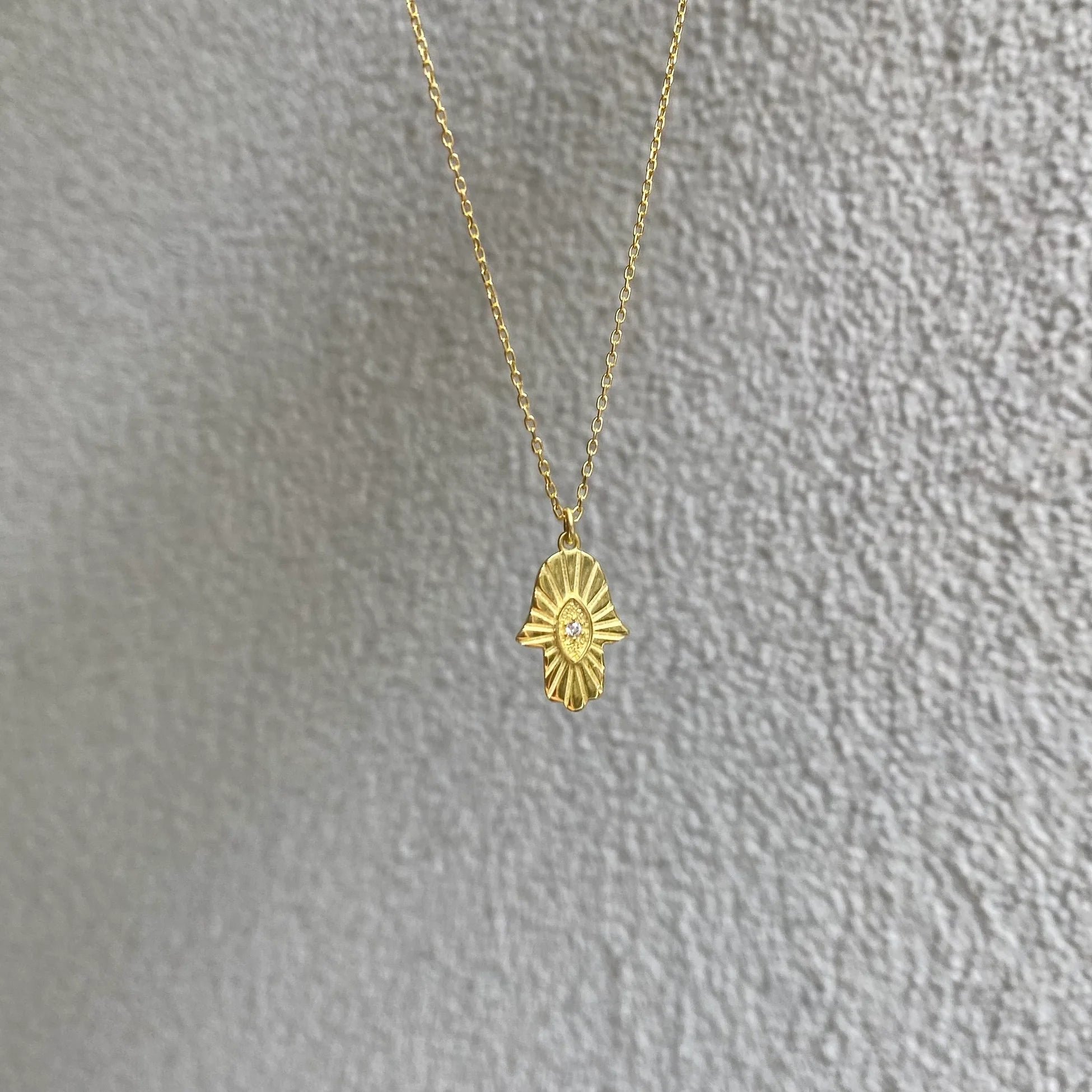 925 Ayar Gümüş Beyaz Taşlı Hamsa Kolye