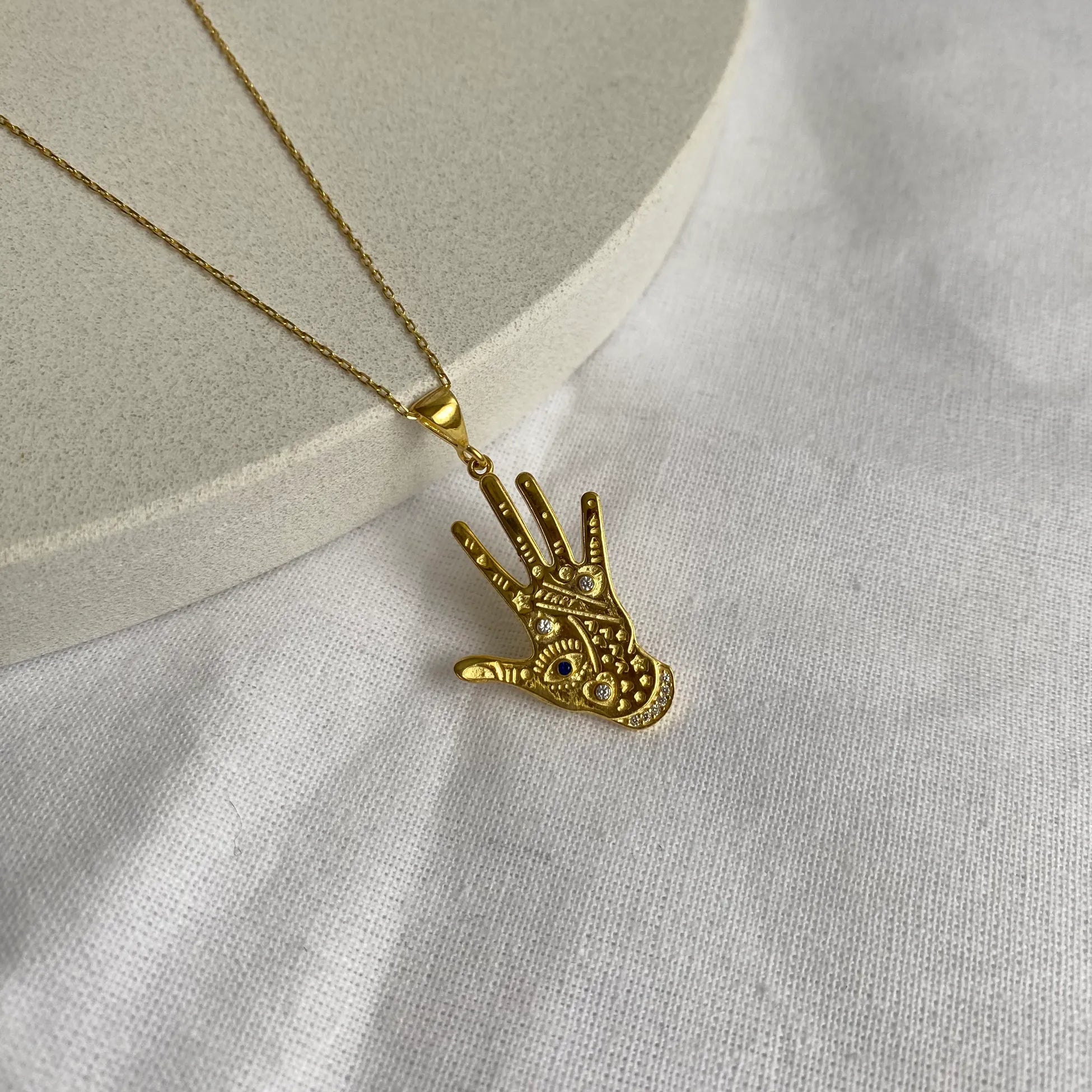 925 Ayar Gümüş | Motifli Taşlı El Kolye