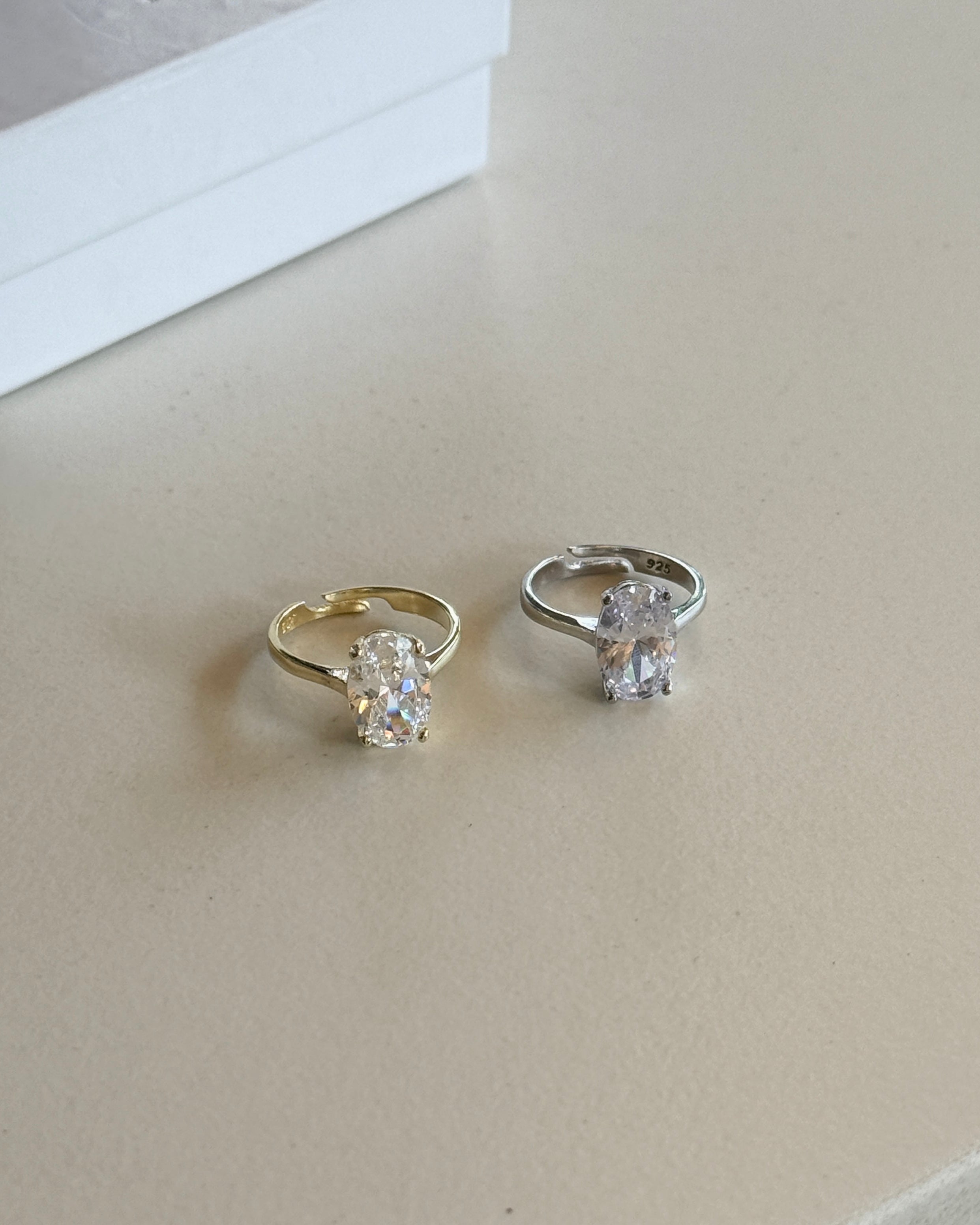 925 | Oval Tektaş Yüzük Ayarlanabilir