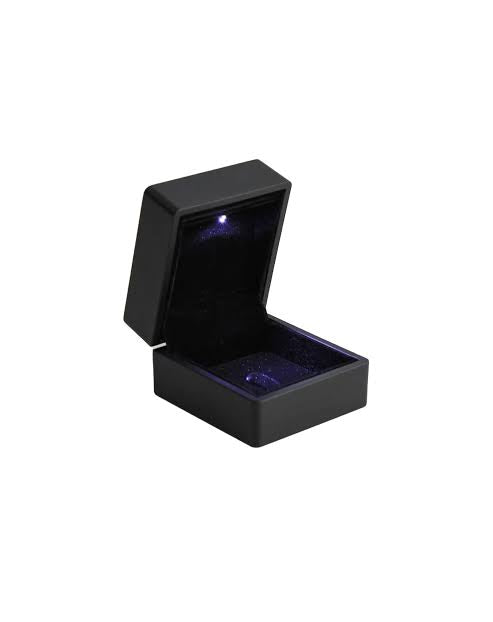 Işıklı Özel Yüzük Kutusu