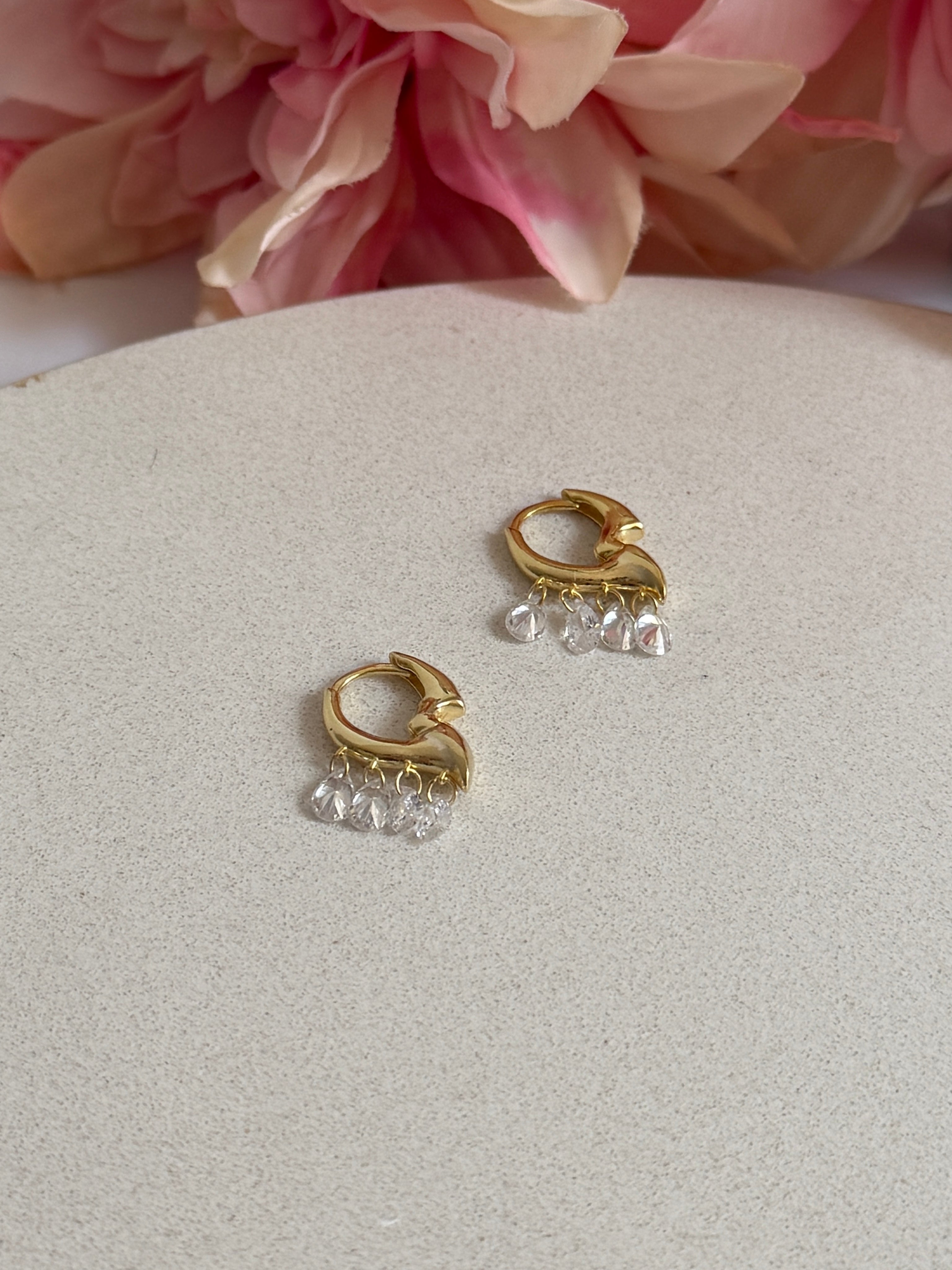 925 Gümüş Taşlı Dalga Küpe