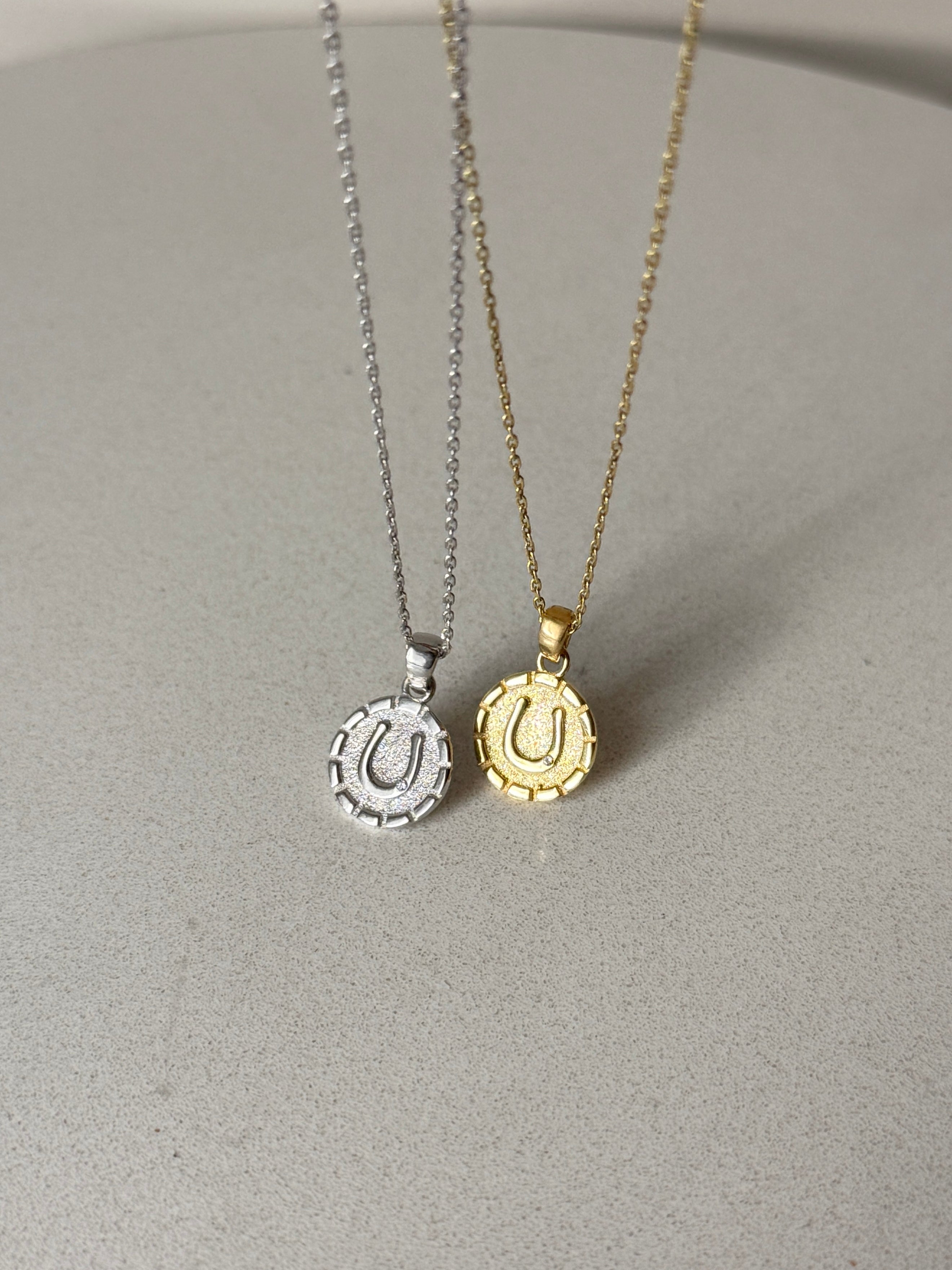 925 | Mini Yuvarlak Nal Kolye