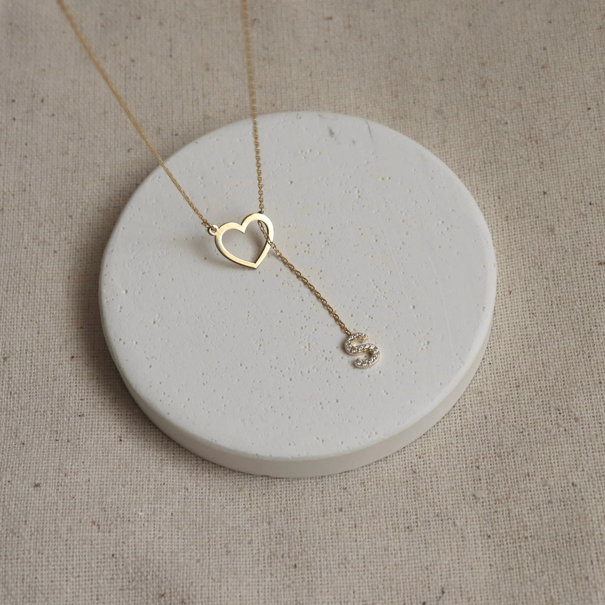 925 Ayar Gümüş | Taşlı Harfli Kalp Kolye