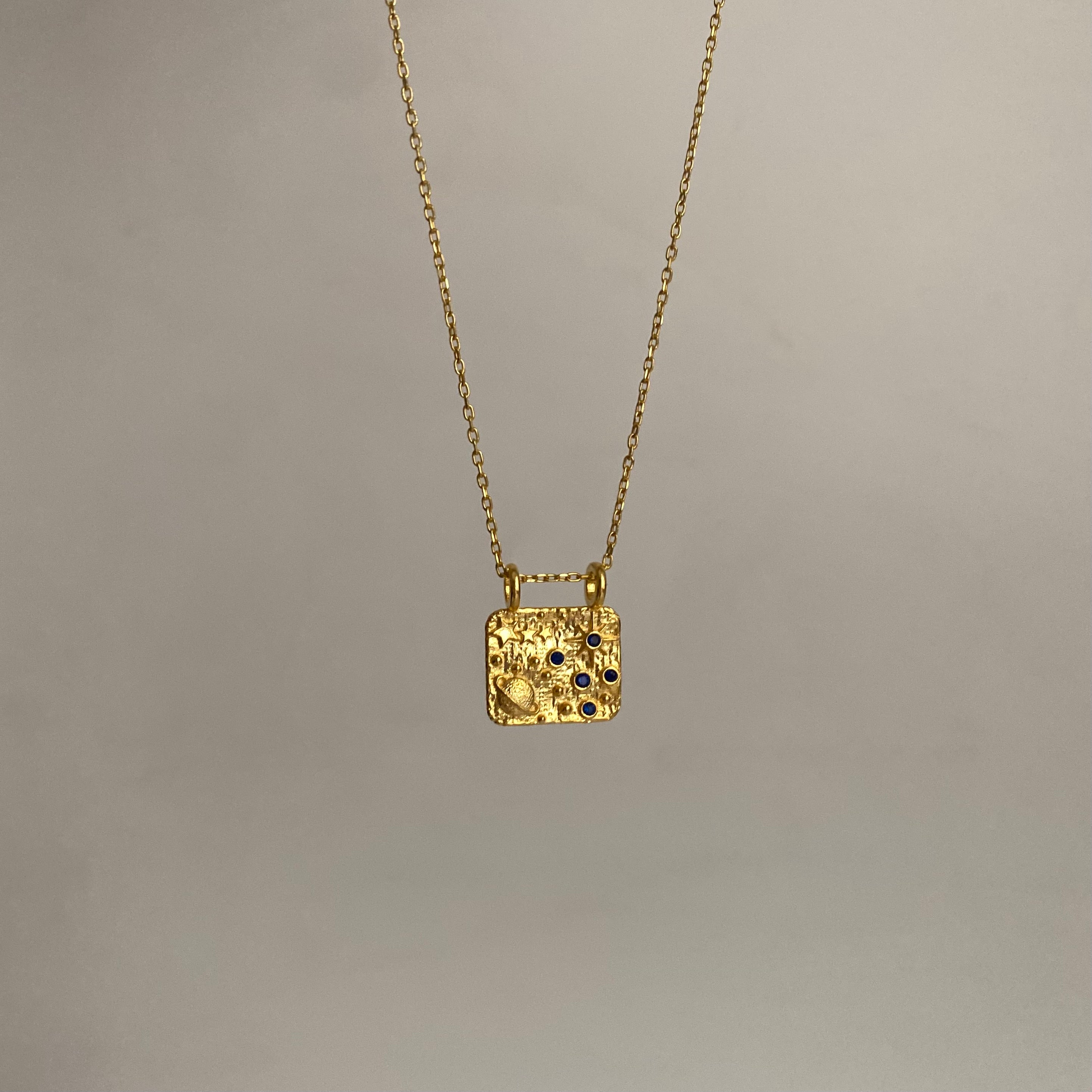 925 Ayar Gümüş Etnik Gezegen Kolye