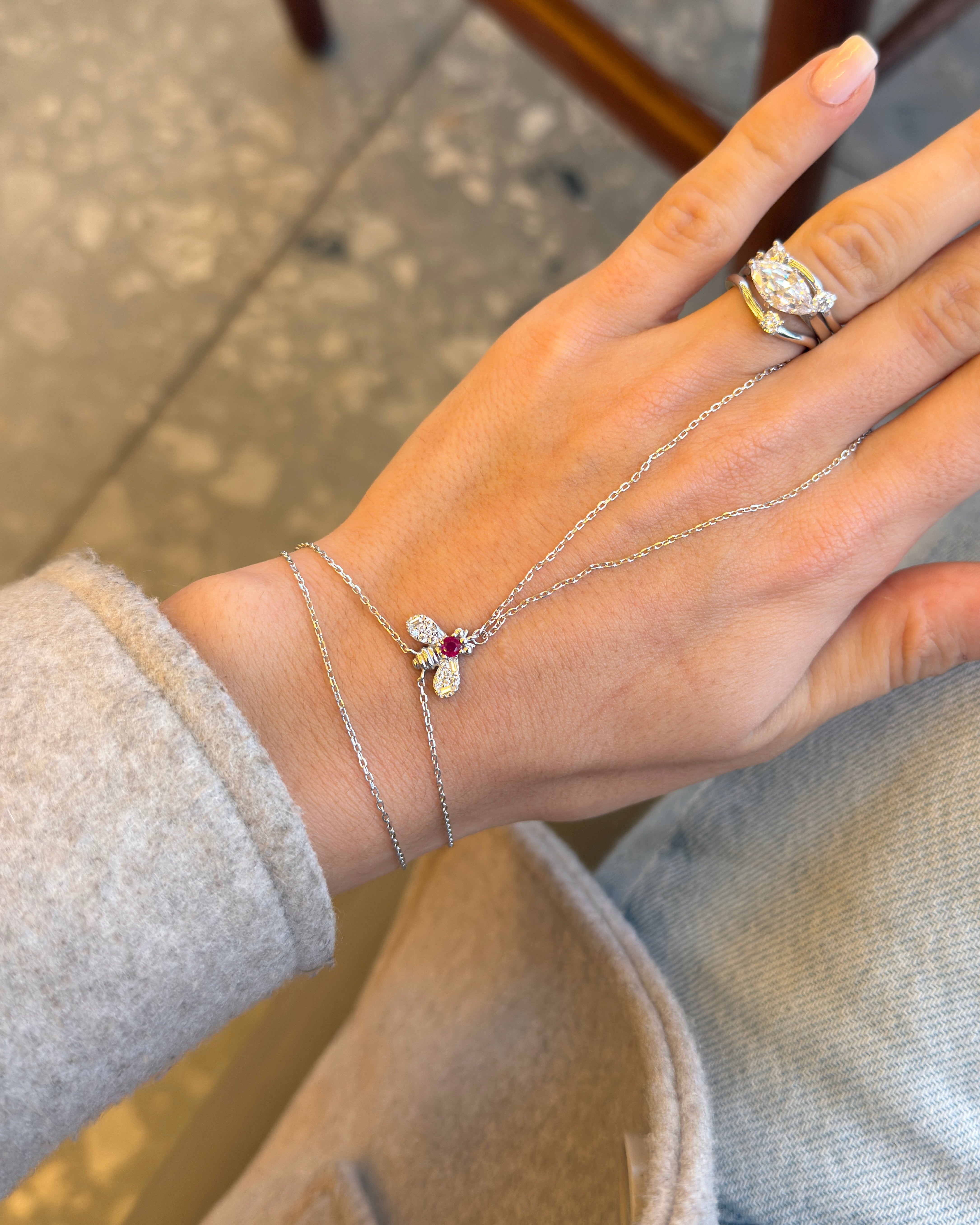 925 | Fuşya Arı Şahmeran