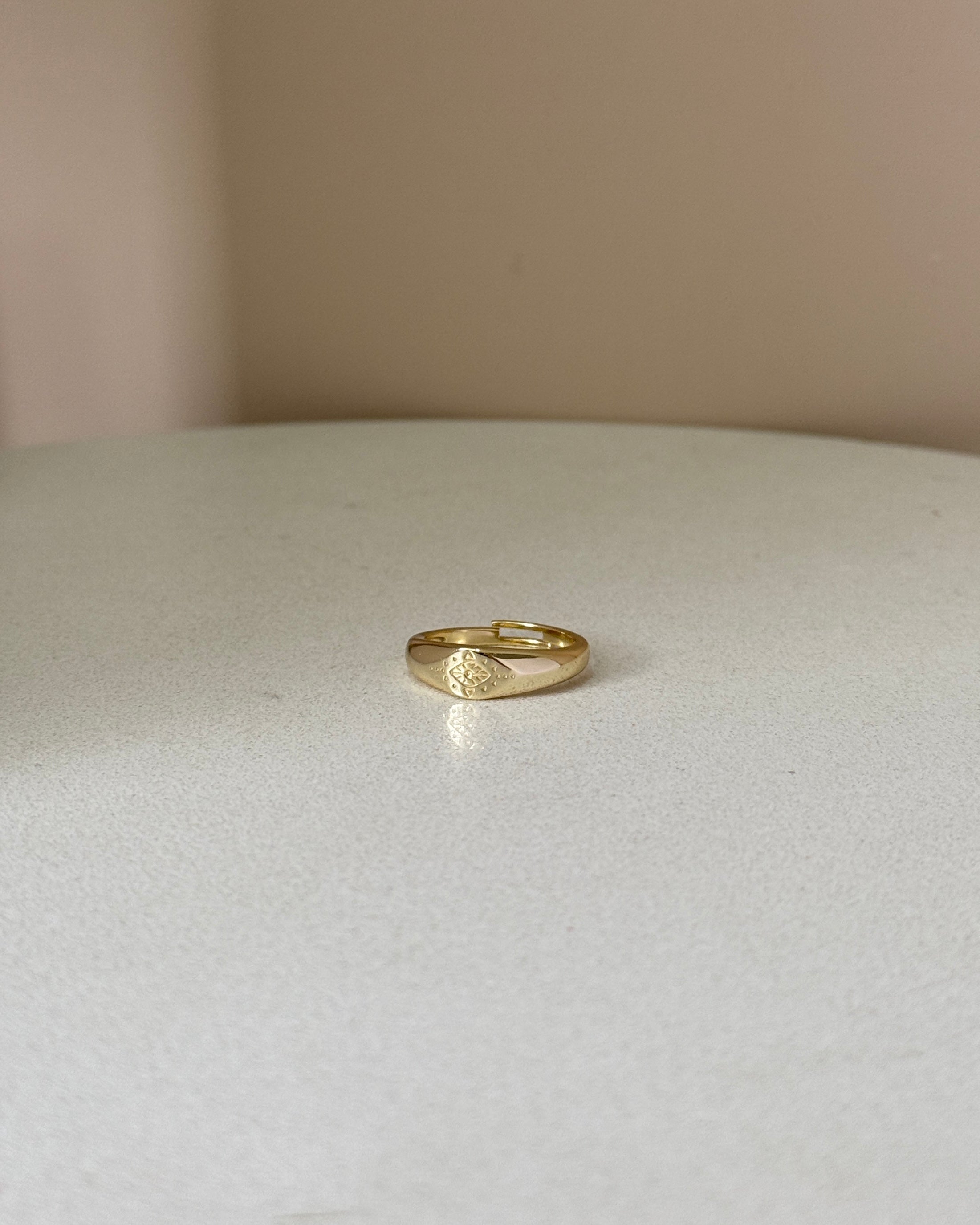 925 | Göz Motif Oval Yüzük