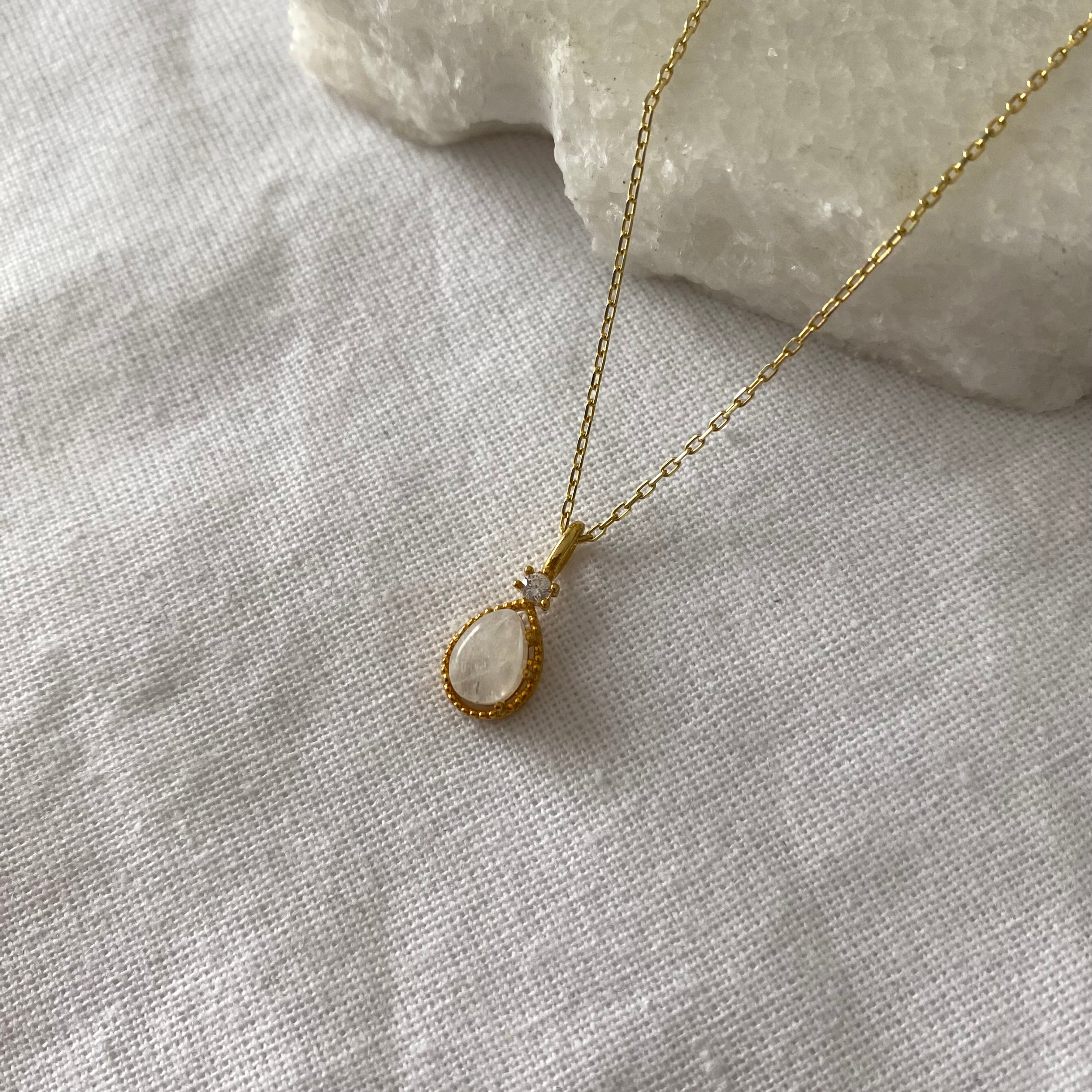 925 Ayar Gümüş | Mini Ay Taşı Kolye