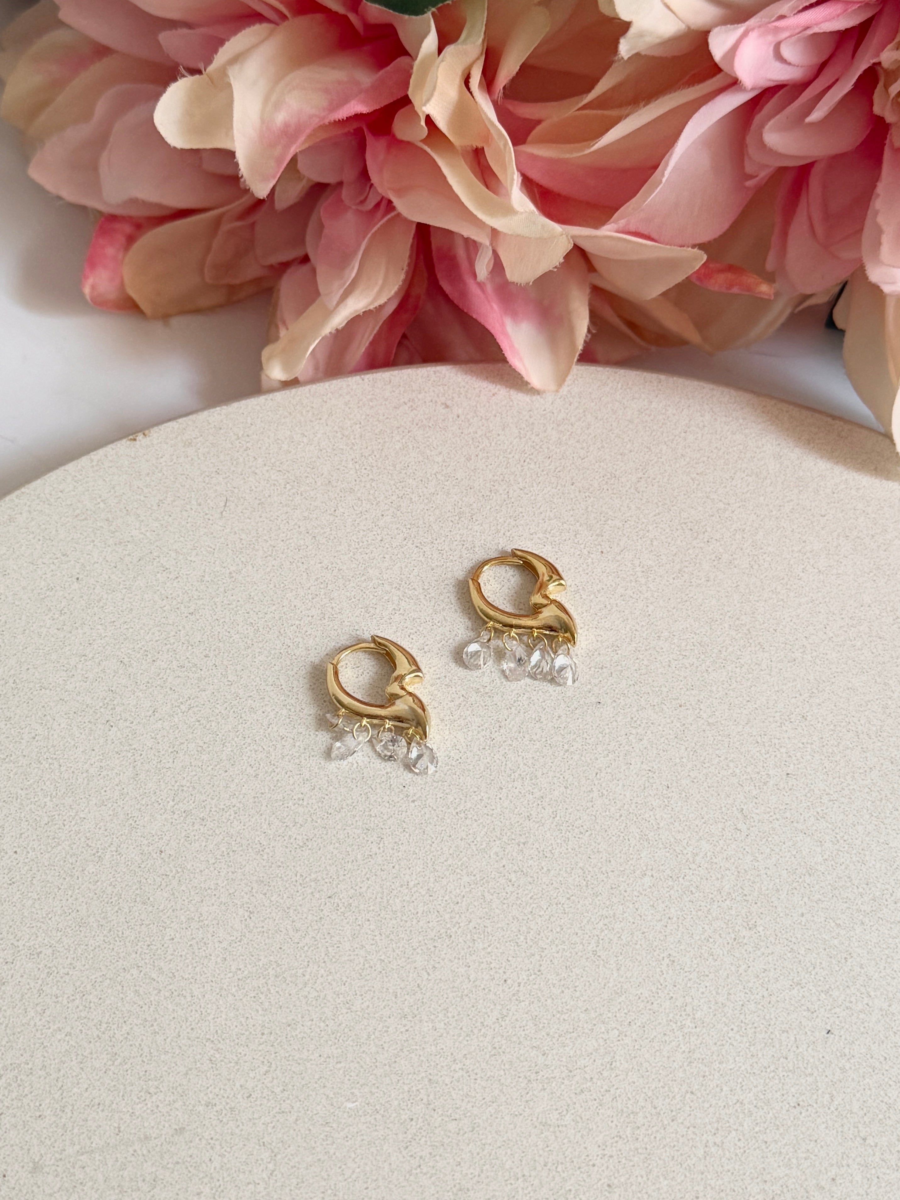 925 Gümüş Taşlı Dalga Küpe