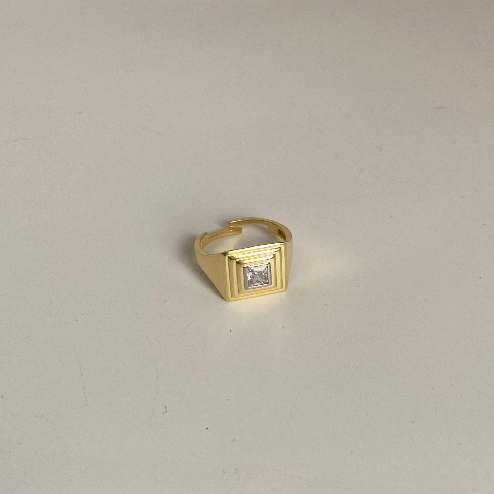 925 Gümüş Kare Motifli Serçe Parmak Yüzüğü