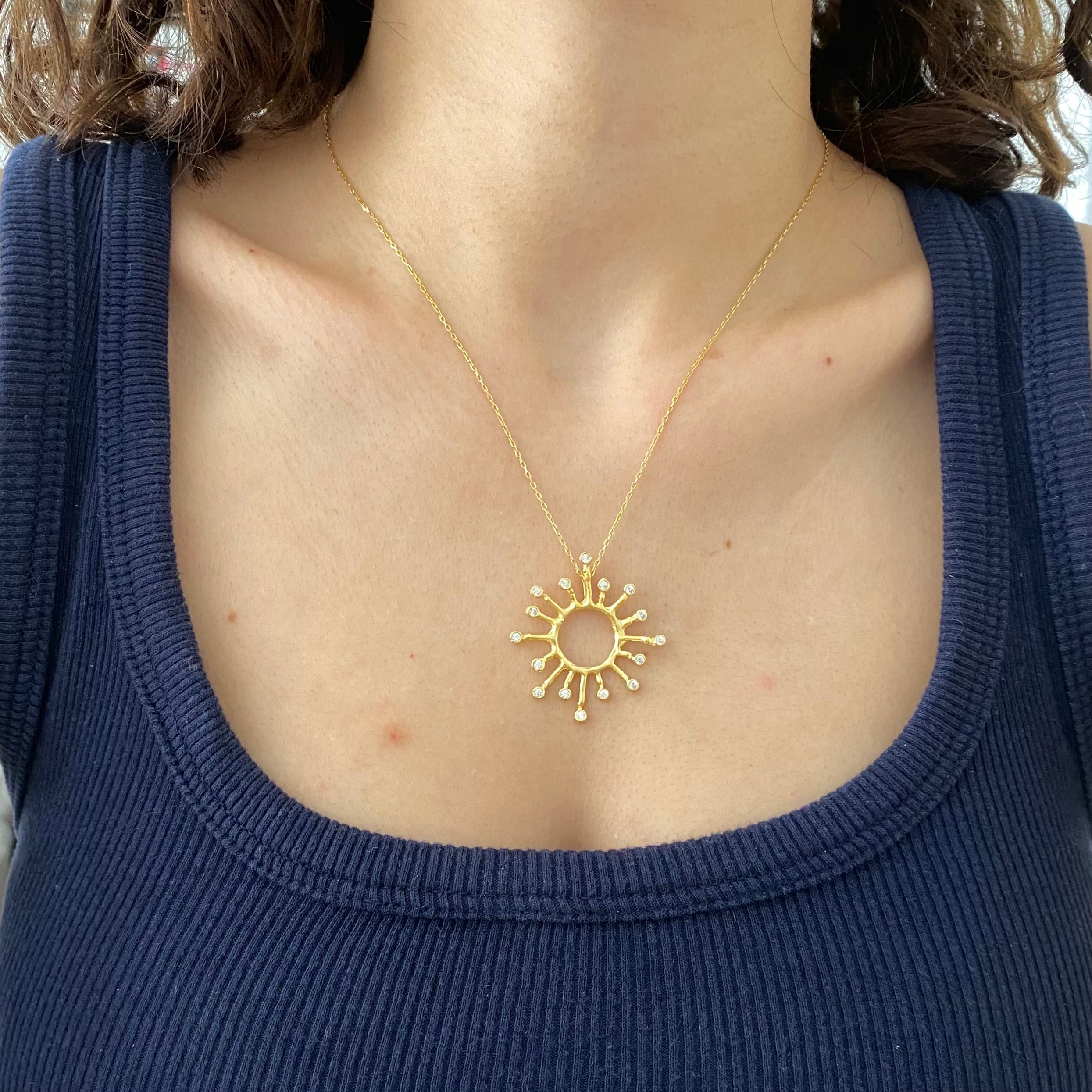 925 Gümüş Maxi Taşlı Güneş Kolye