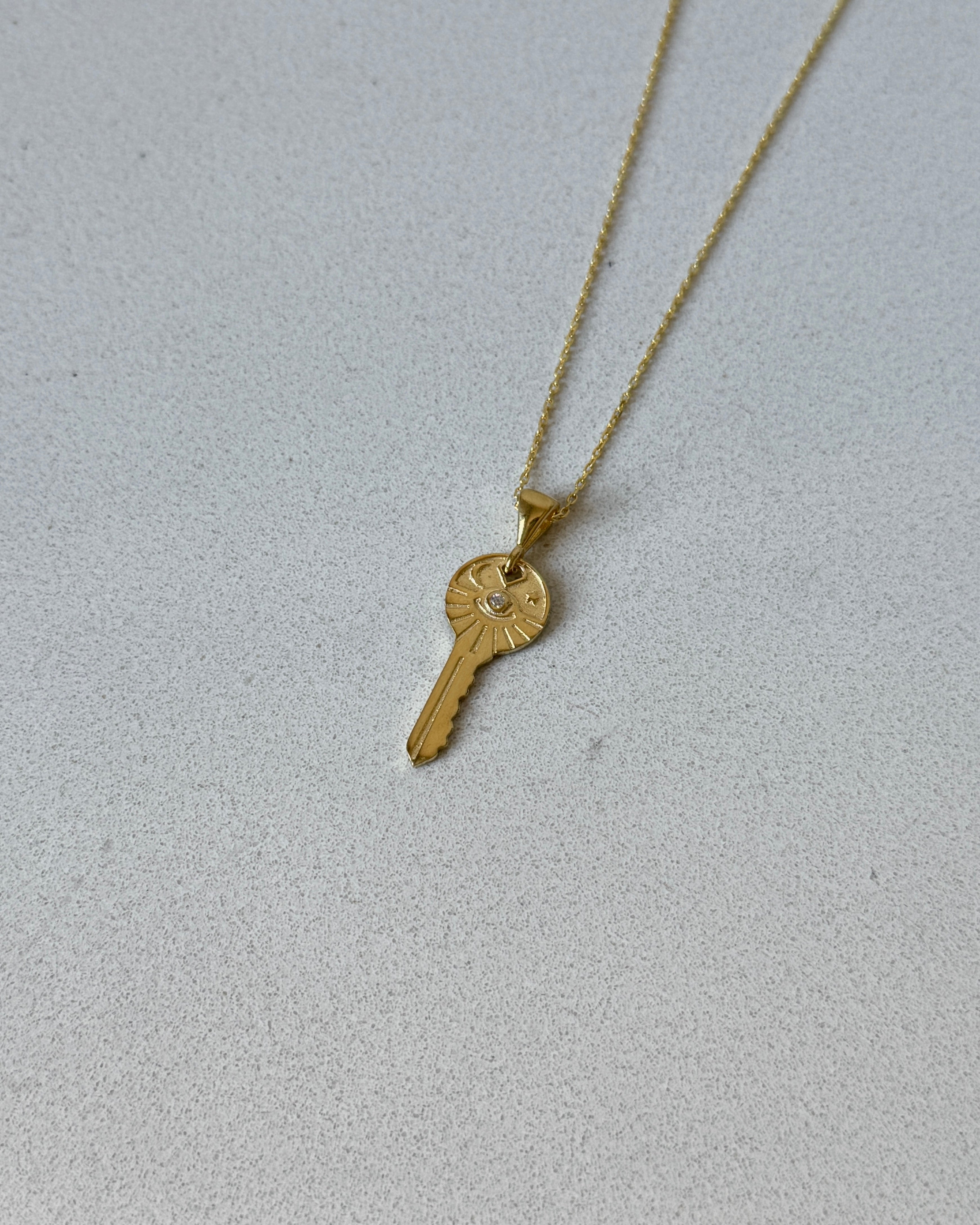 925 | Motifli Anahtar Kolye