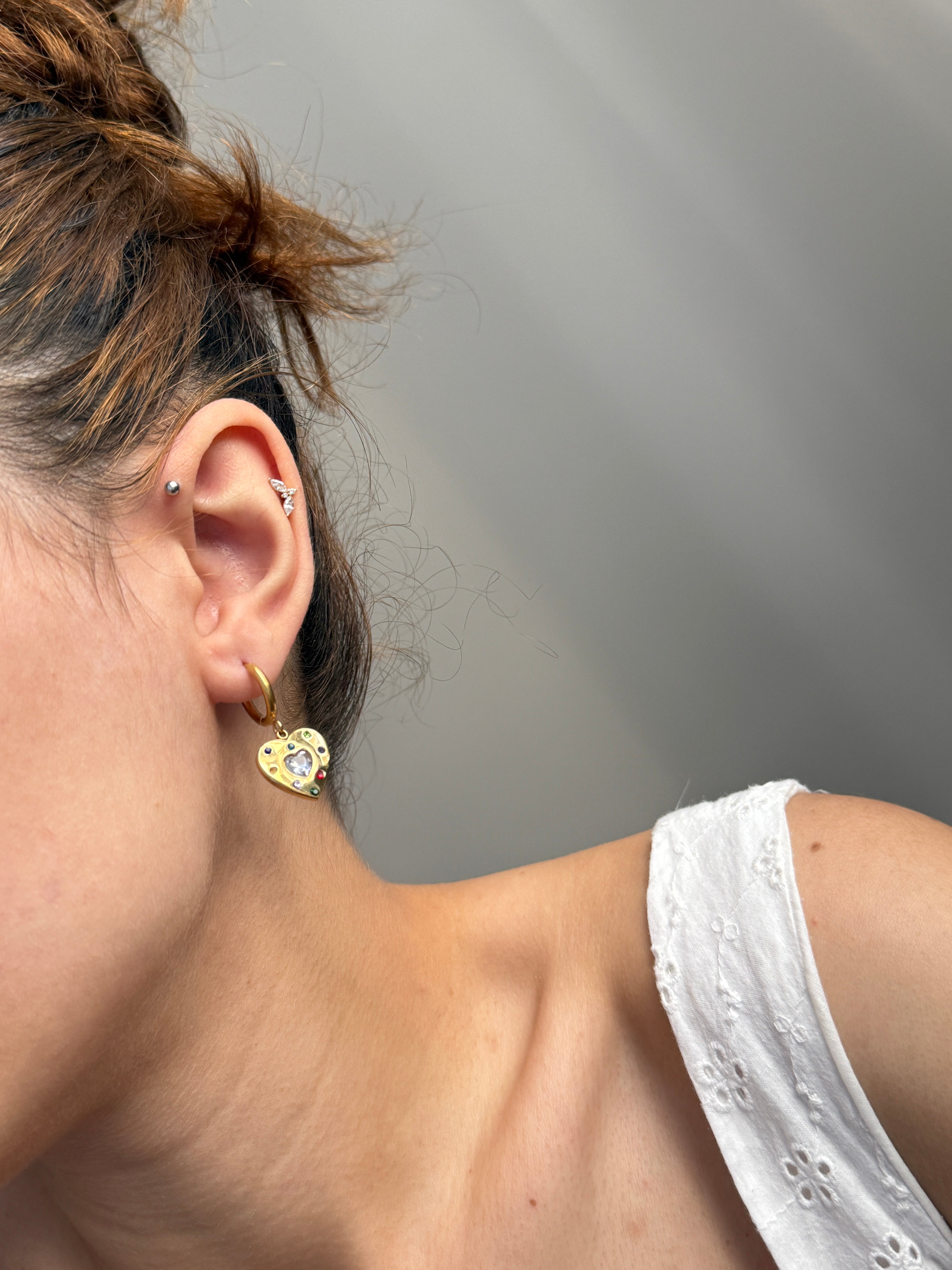 Çelik Renkli Taş Kalp Küpe