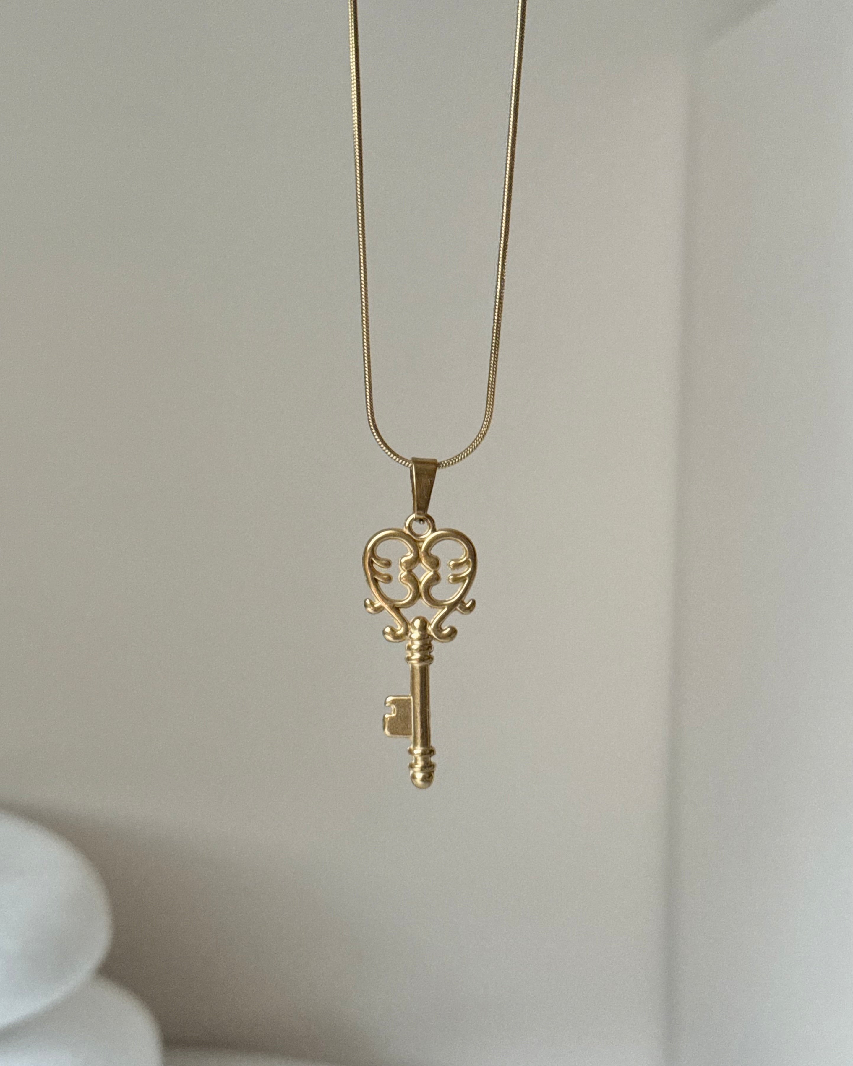 Çelik | Aşk Anahtarı Kolye