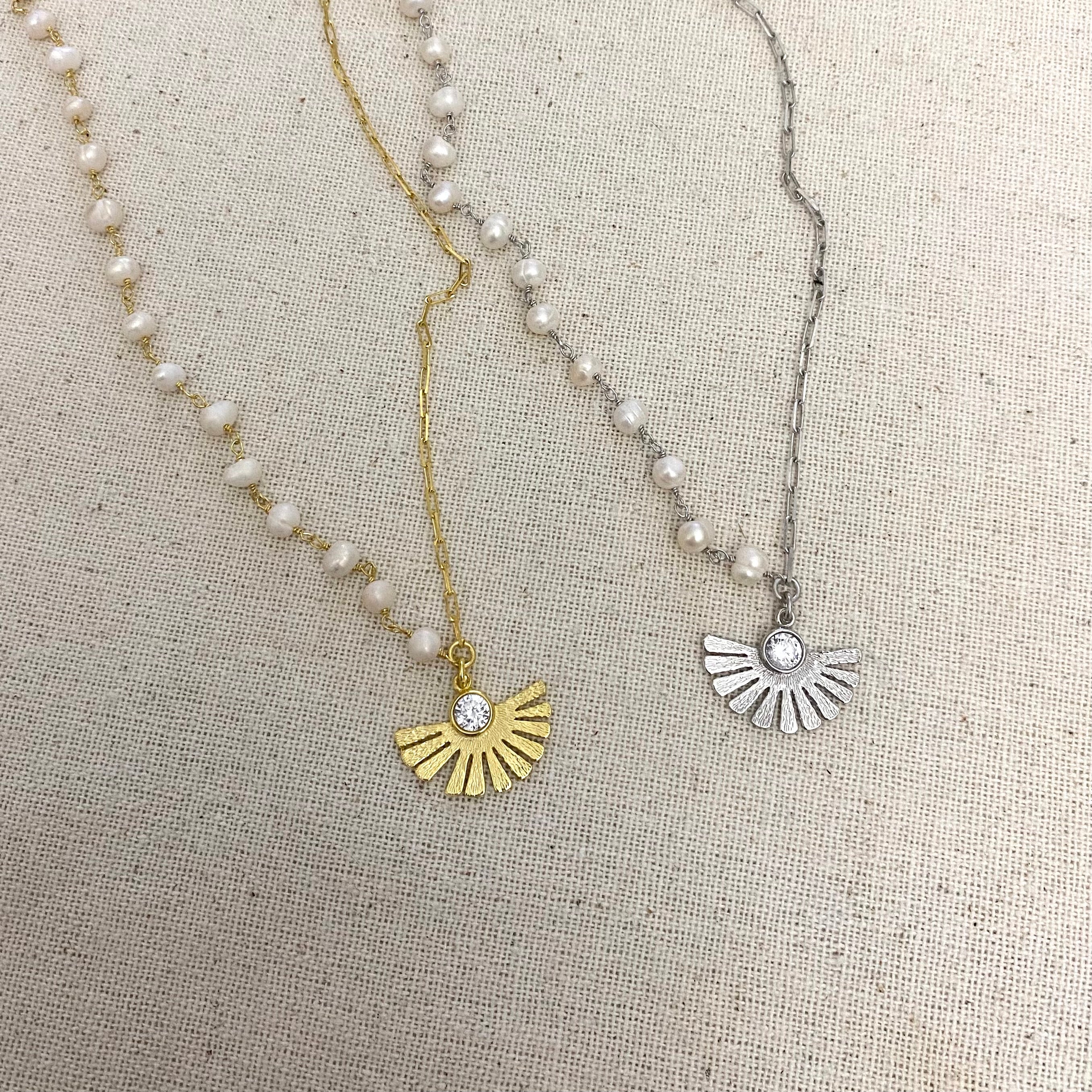 925 Ayar Gümüş | İncili Yelpaze Kolye