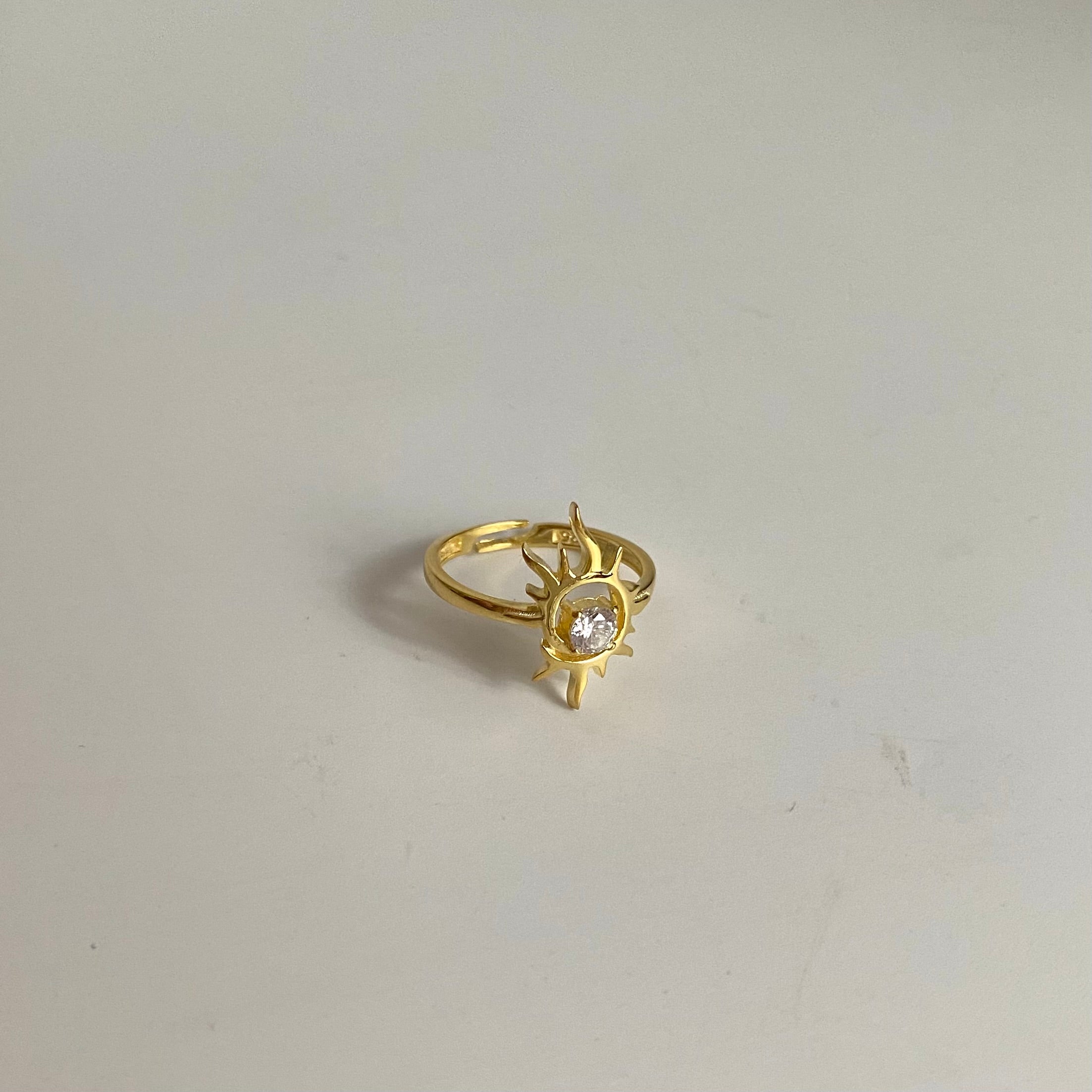 925 Gümüş Taşlı Güneş Yüzük