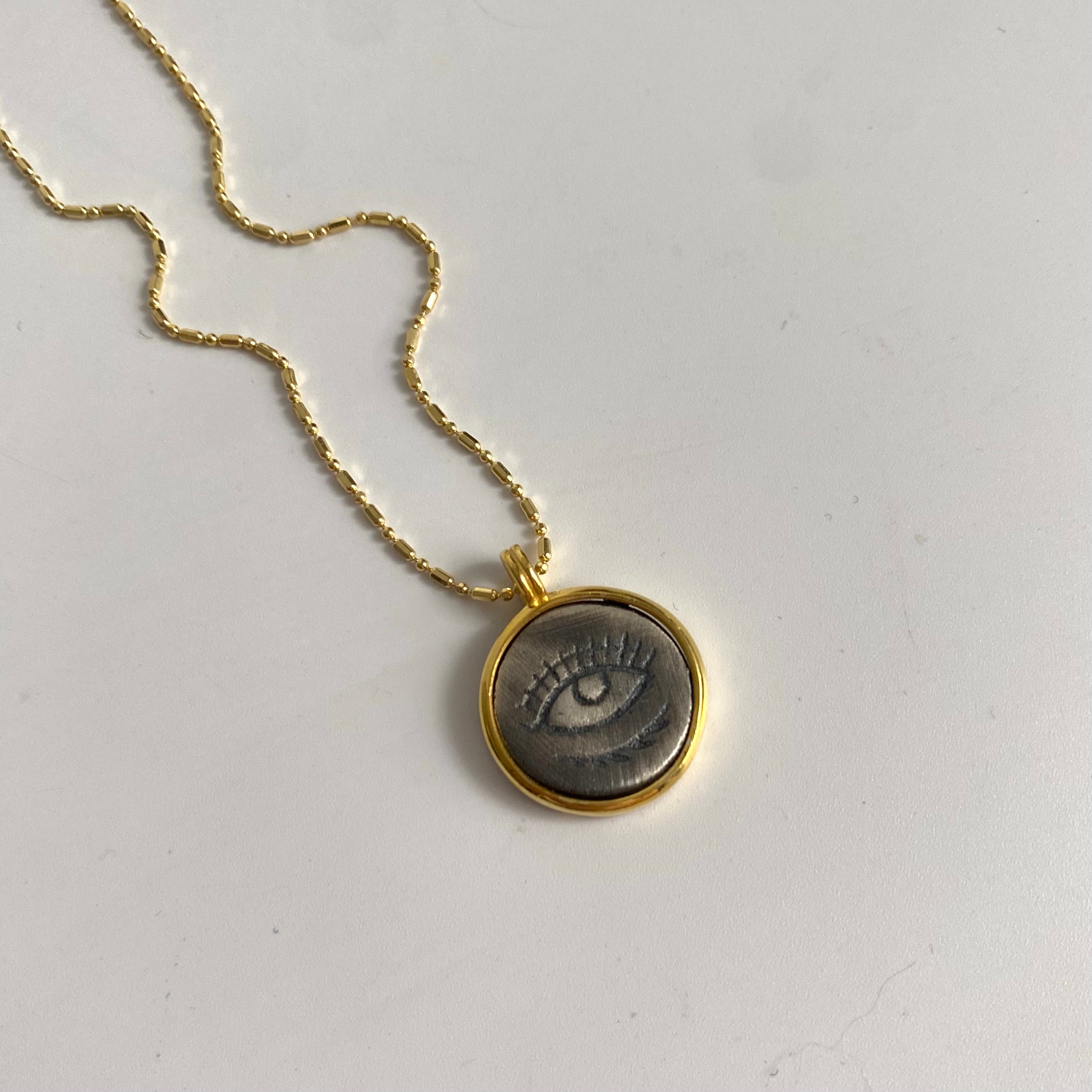 925 Gümüş Antik Celestial Göz Kolye