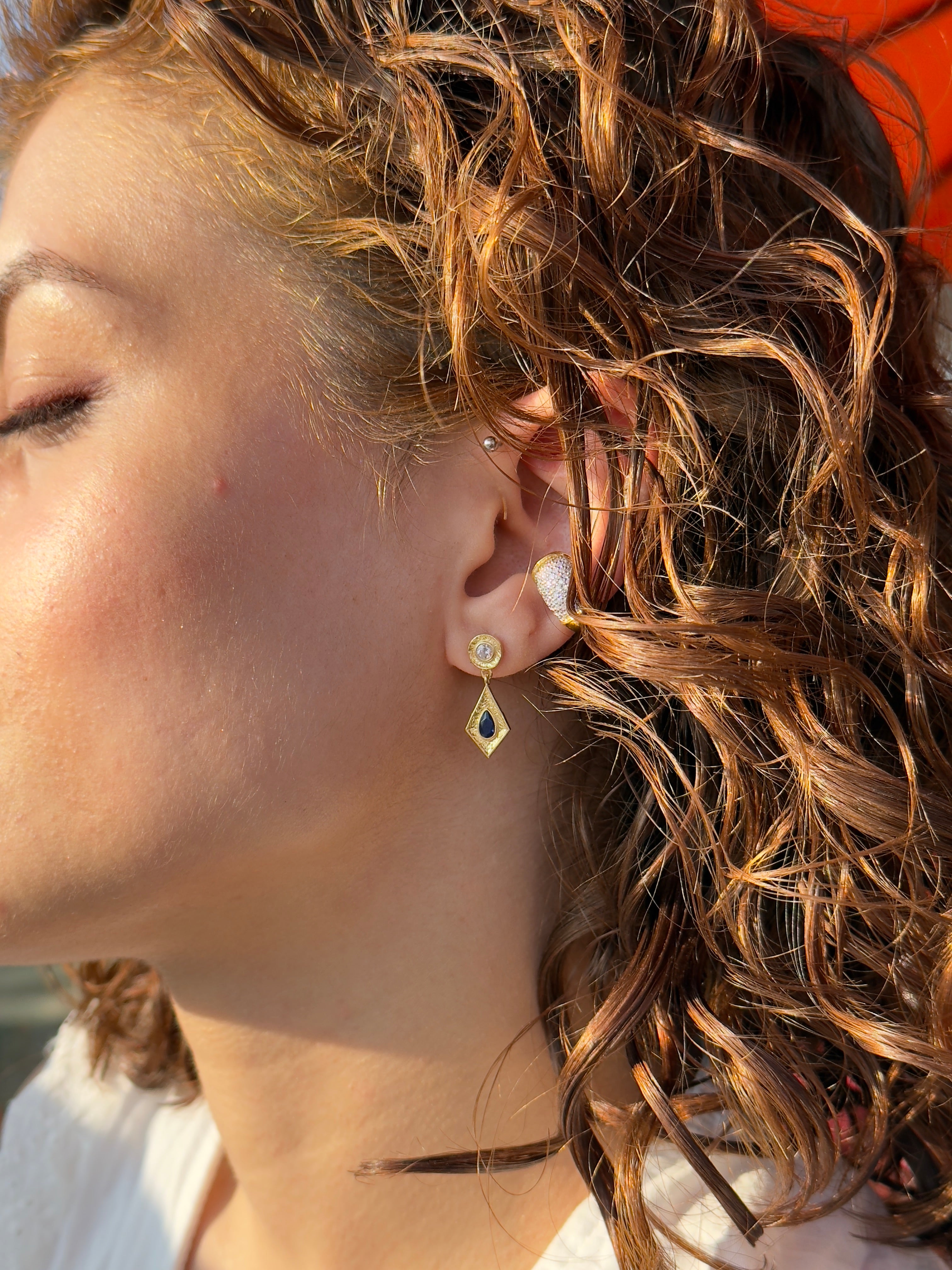 925 Gümüş Raya Küpe