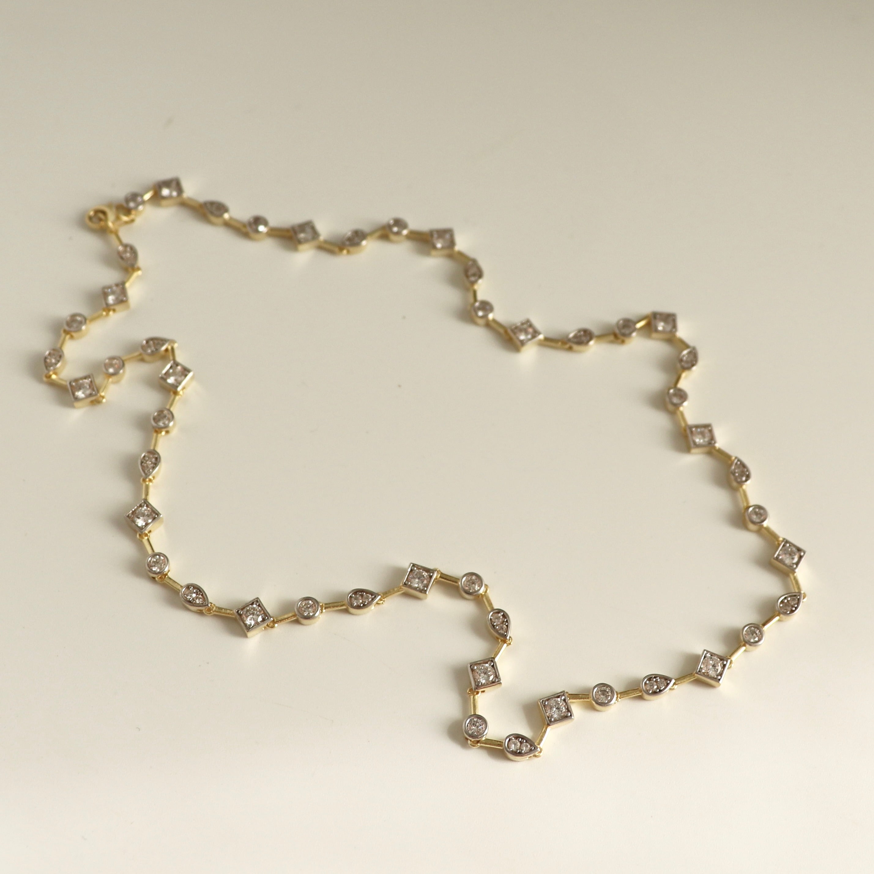 925 Gümüş Luxury Mix Renk Geometrik Kolye