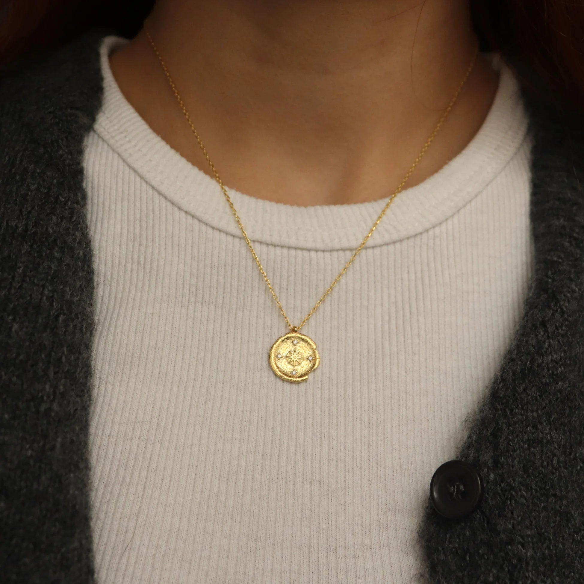 925 Ayar Gümüş | Taşlı Pusula Kolye